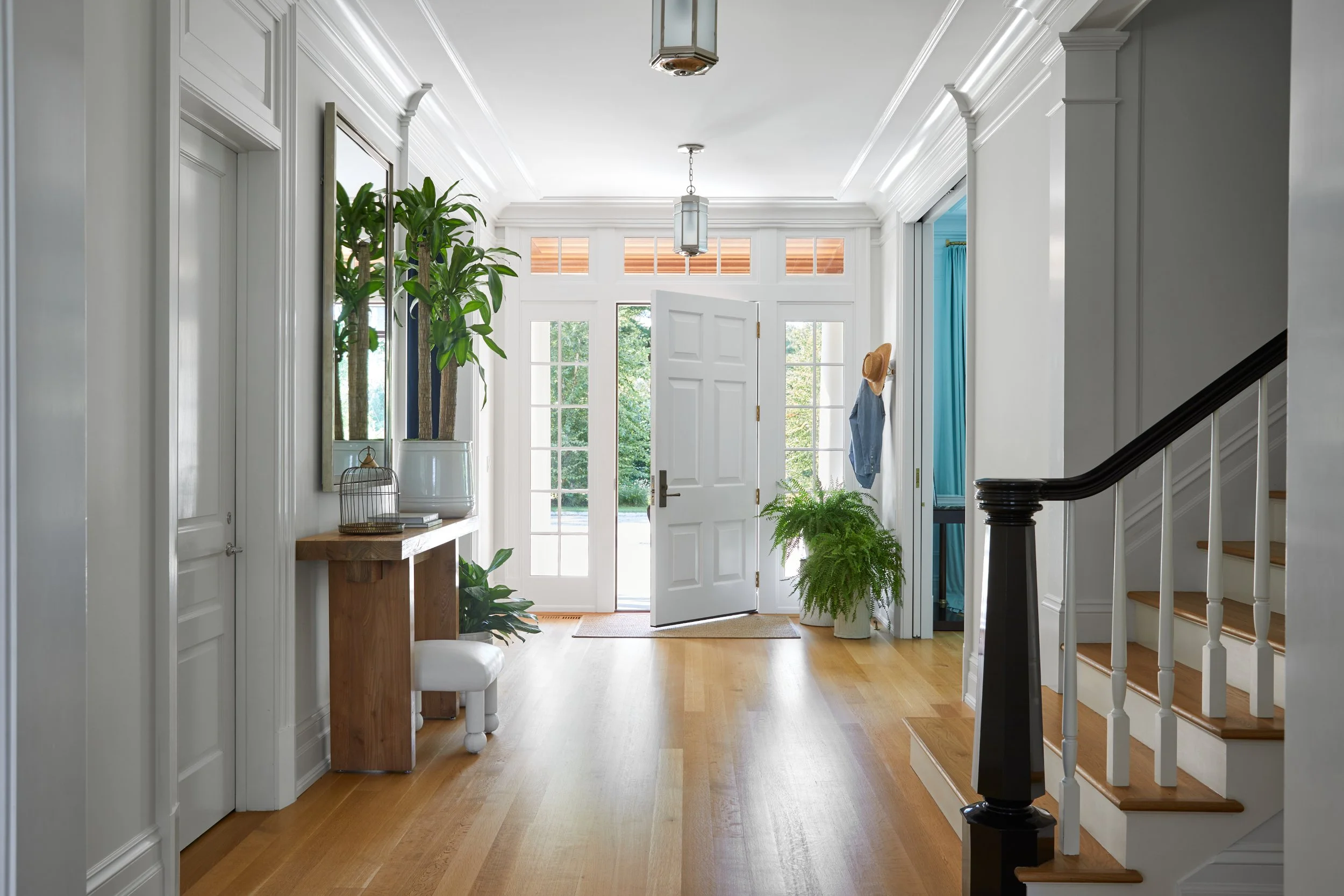 A traditional entry hall designed by Westport Connecticut interior designer Caroline Kopp