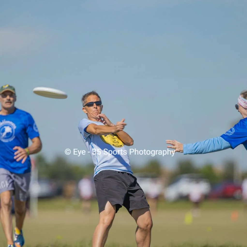 Janet playing ultimate frisbee