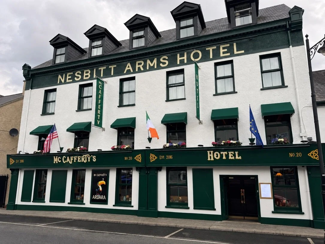 Nesbitt Arms Hotel is a well-known family-run hotel in the heart of Ardara, one of Donegal’s most charming heritage towns. A great stop for food, drinks, and traditional Irish hospitality, it’s also perfectly placed for exploring local shops, live mu