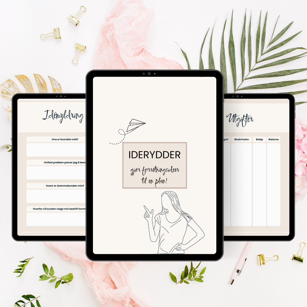 Tre nettbrett med skisser og tekster om forretningsidéer, omringet av grønt blader, rosa stoff, gule binders og en penn.