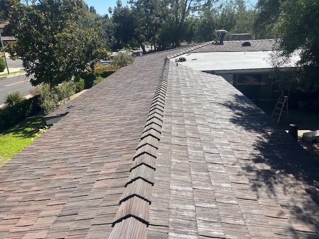 An image of a Cedarlite tile roof