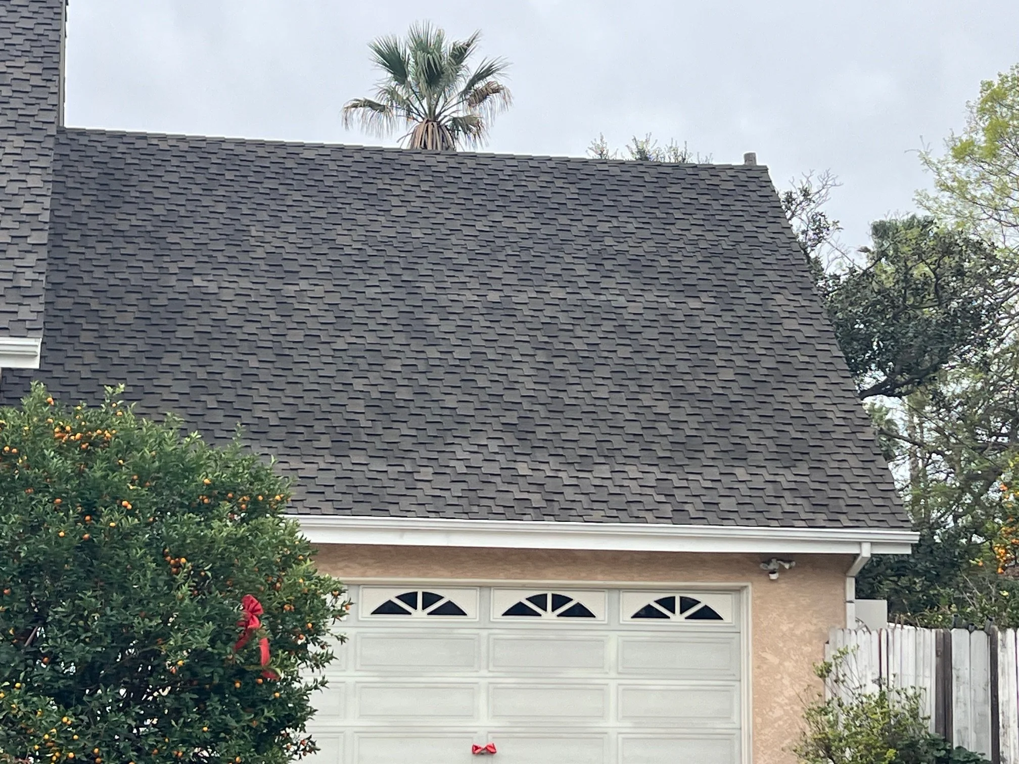 An image of a shingle roof