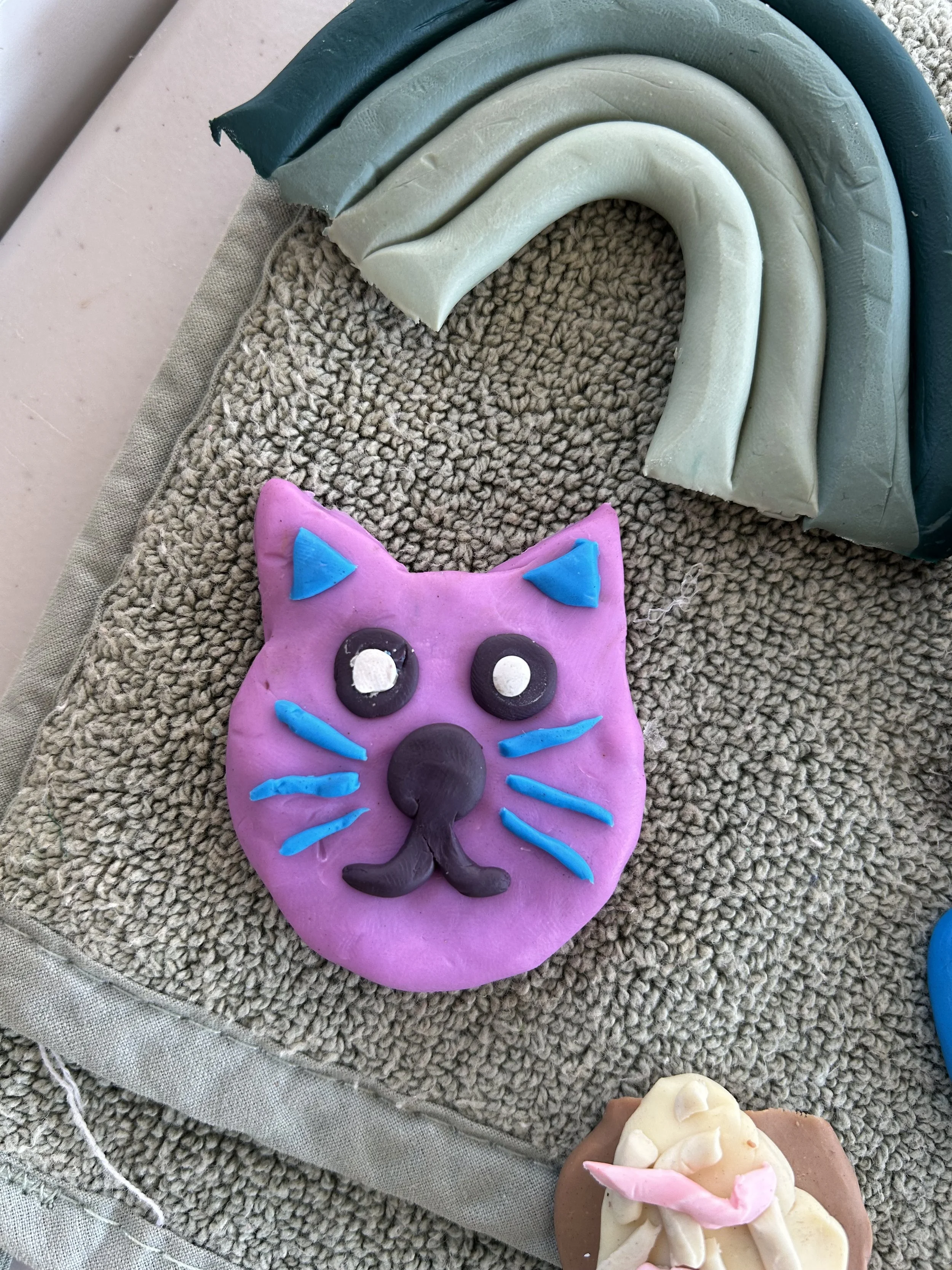 kitty clay magnet