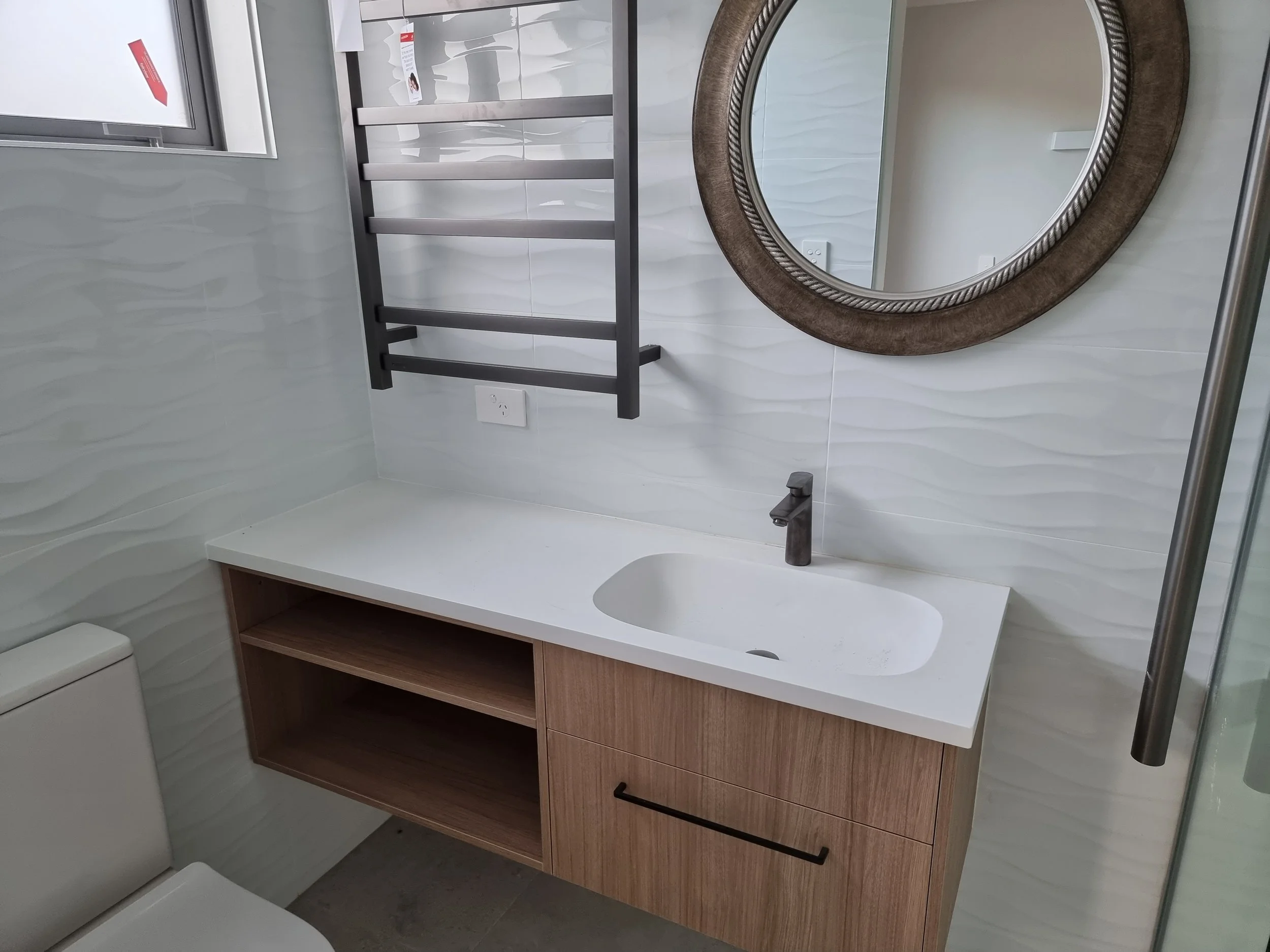 undermounted 304 basin.jpg