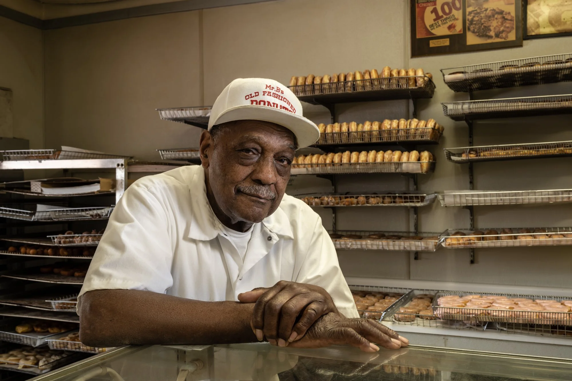 Mr. B, Old Fashioned Donuts, Chicago (Roseland).jpg