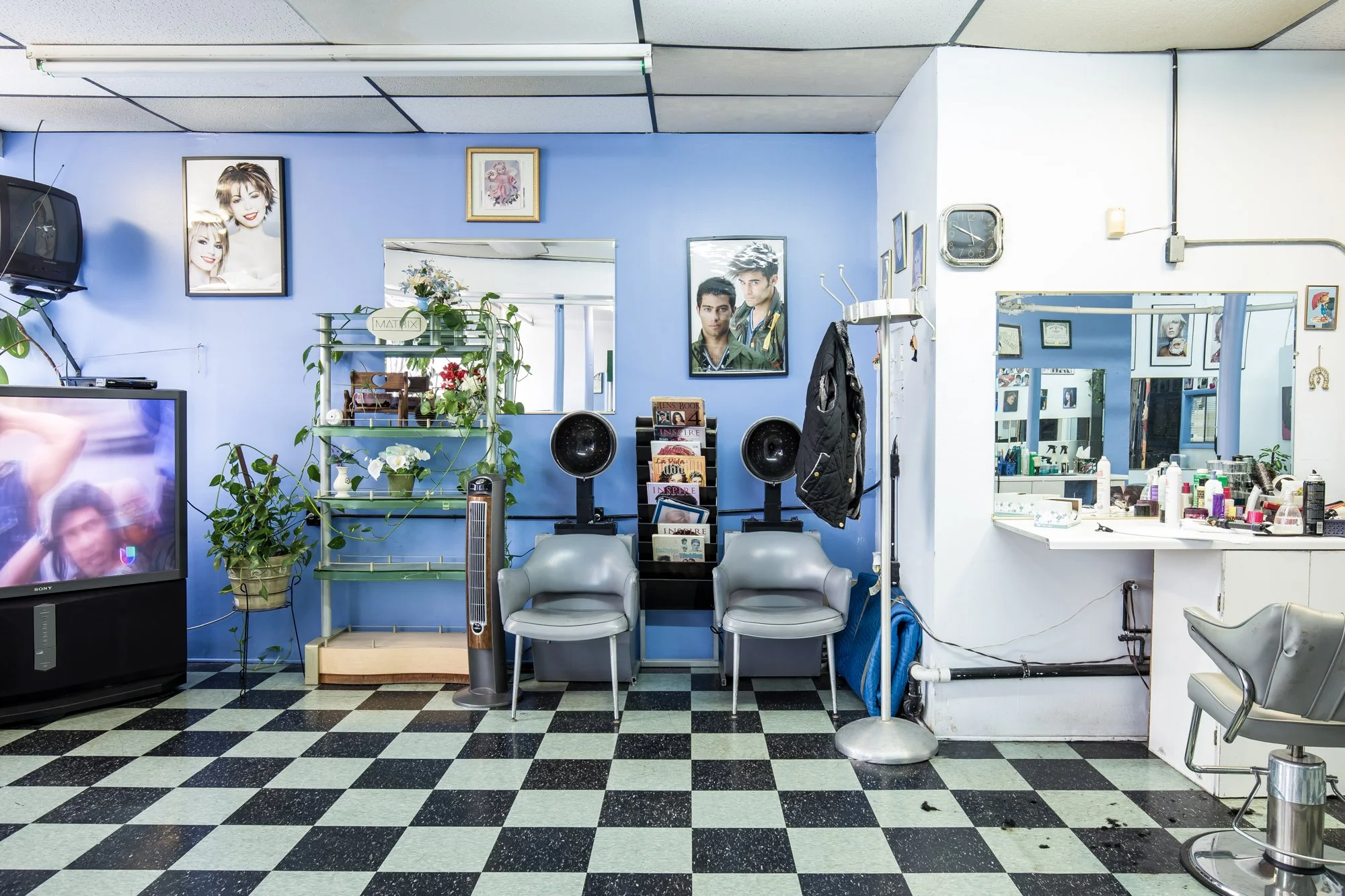 Martha’s Unisex, Chicago Suburb (Cicero) #1 - 2017