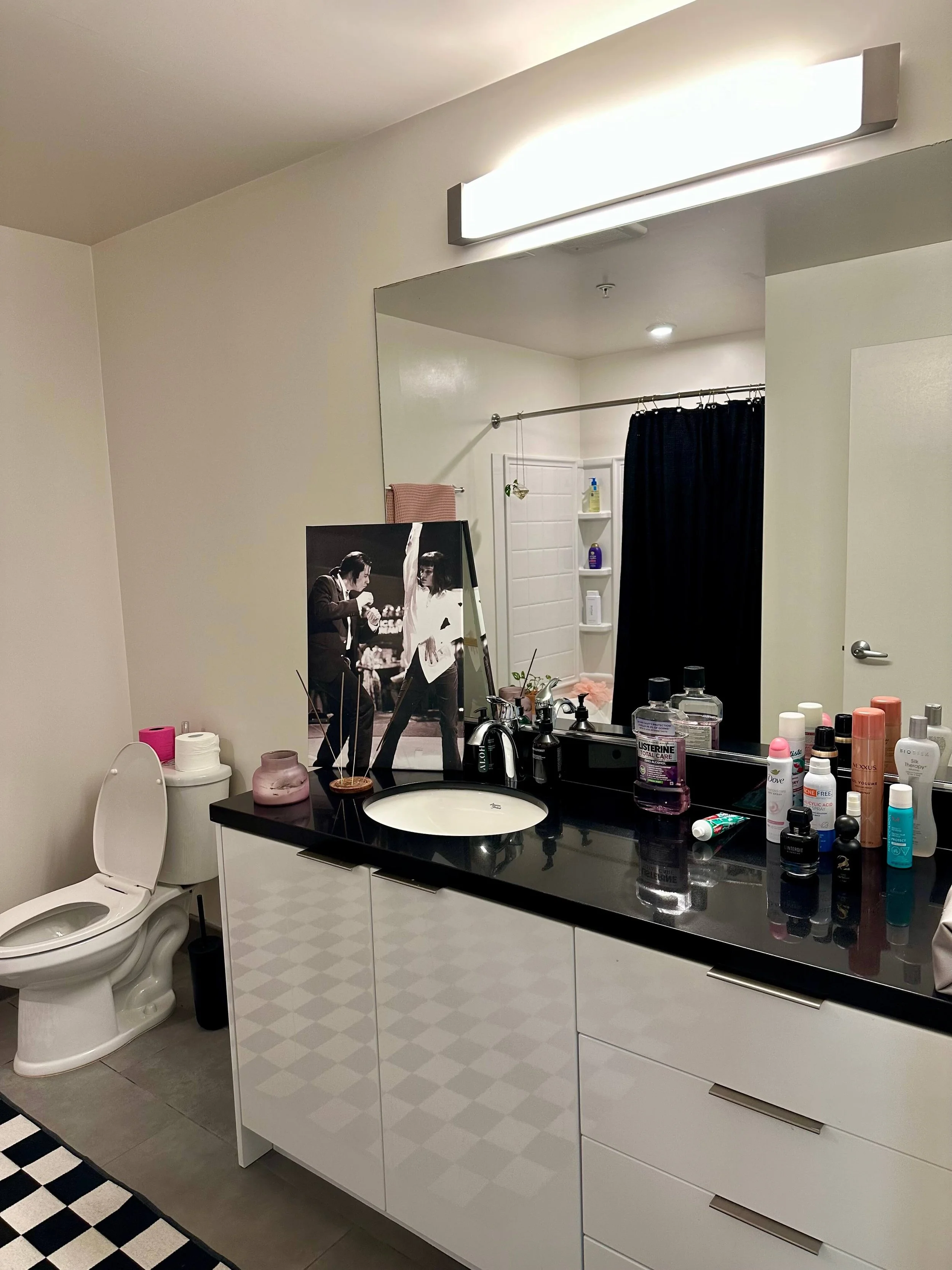 Luxury hotel-standard bathroom cleaning Mission District San Francisco