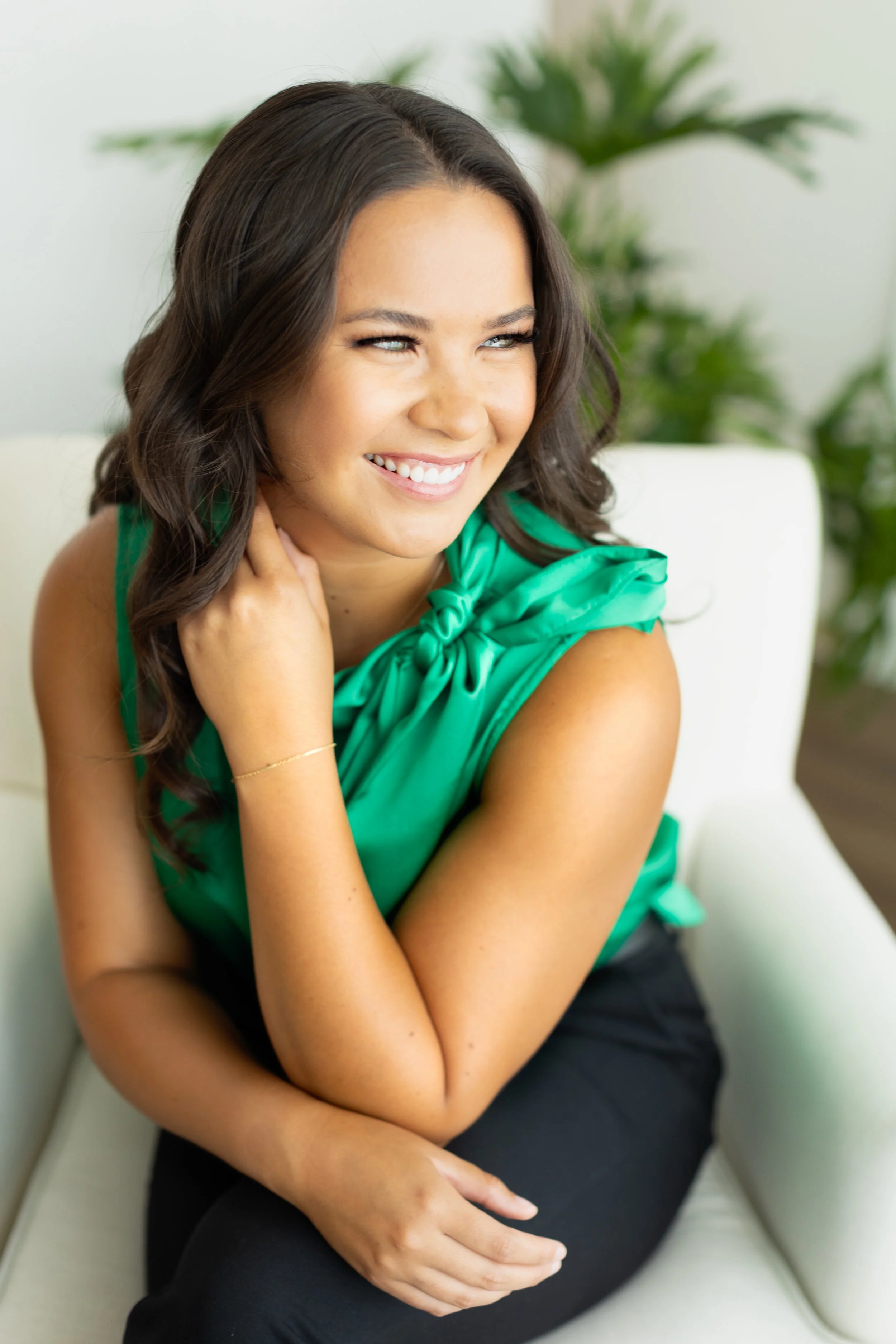 Romantic makeup look with warm tones and long-lasting finish.