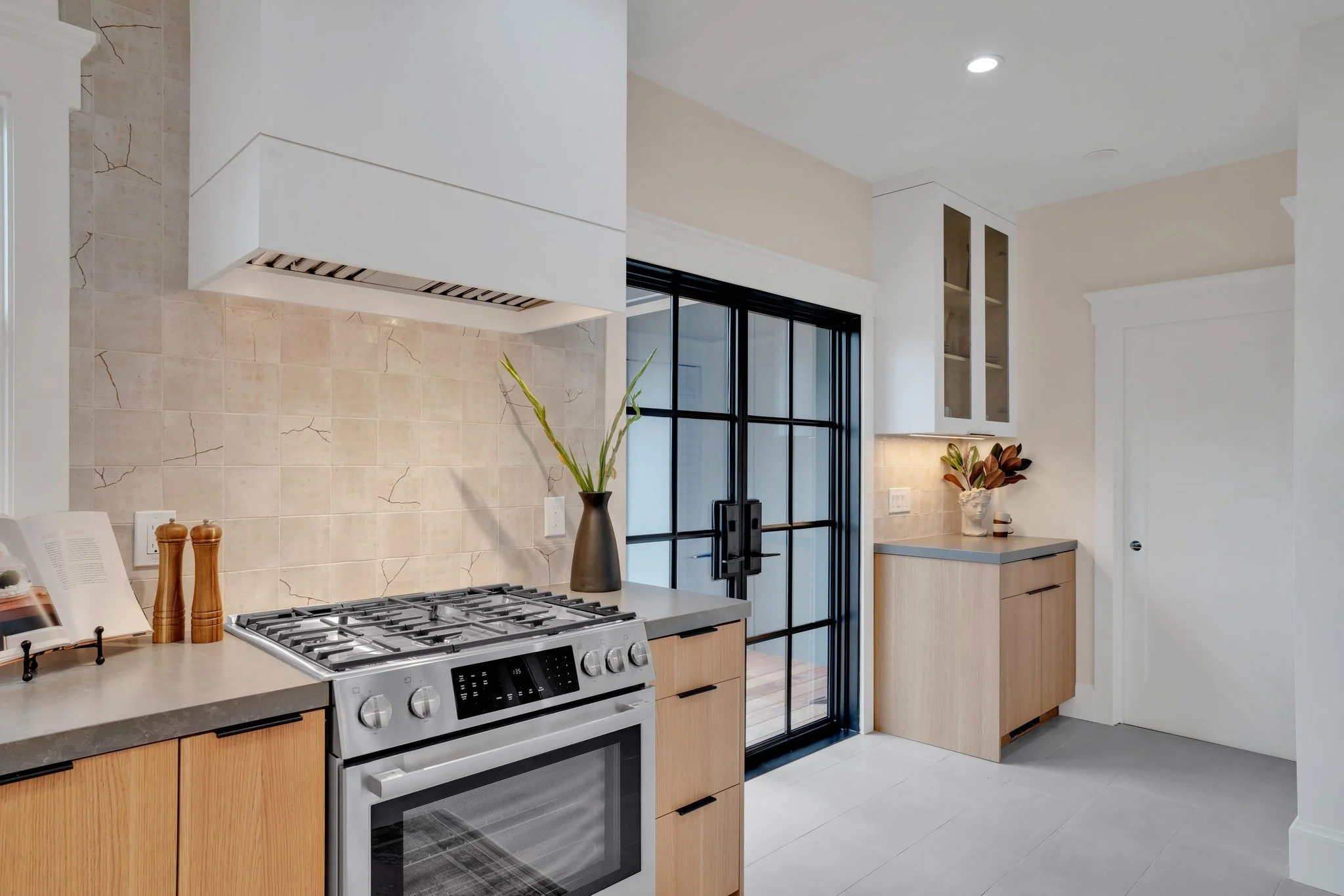 modern white oak kitchen cabinets 9 (1).jpg