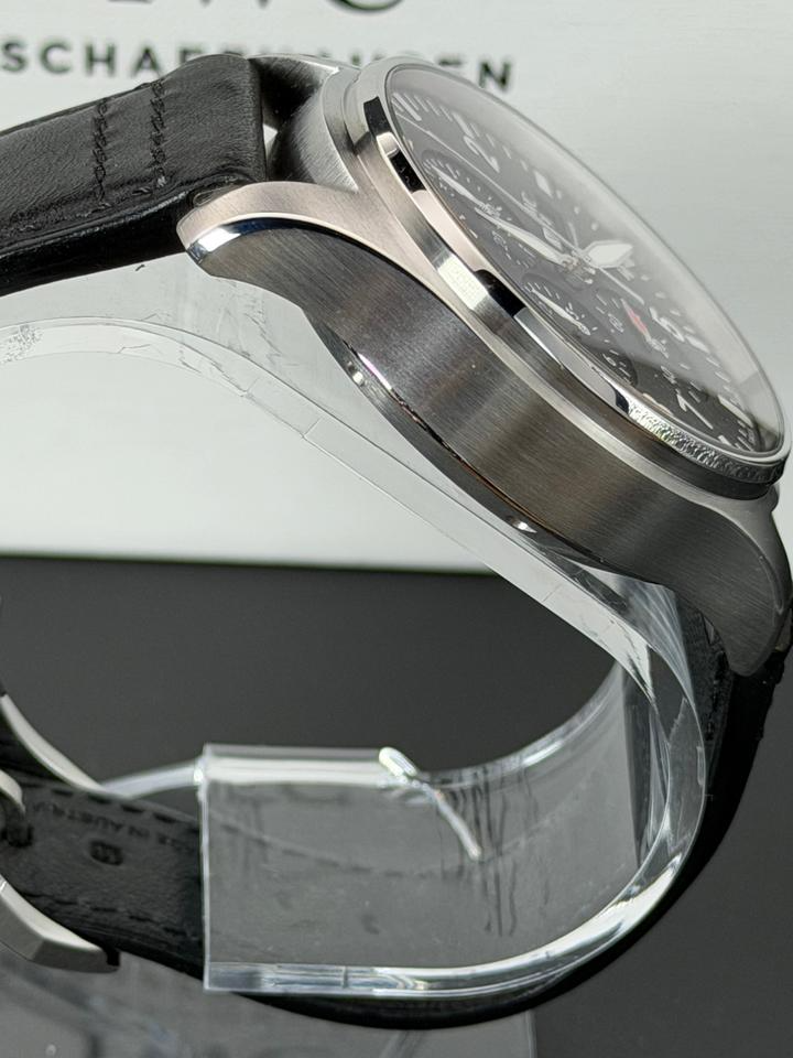 IWC Pilot Chronograph 3.png