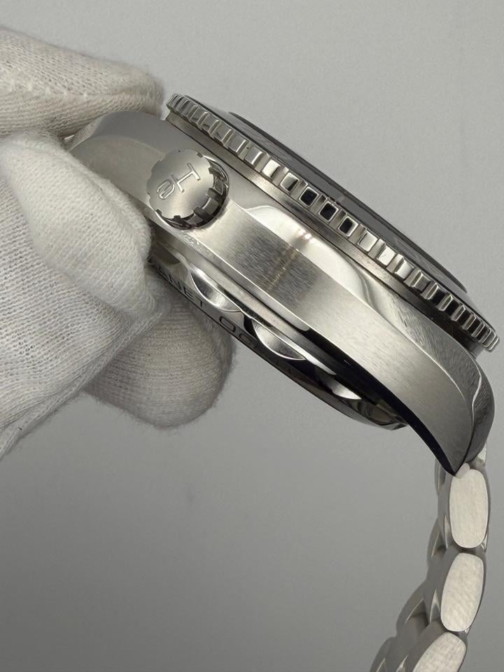 Omega Seamaster Planet Ocean Chrono 4.png
