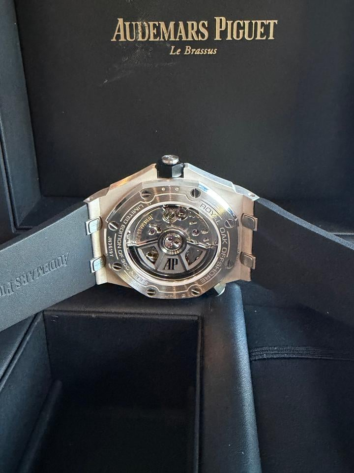 Audemars Piguet Royal Oak Offshore Diver 4.png