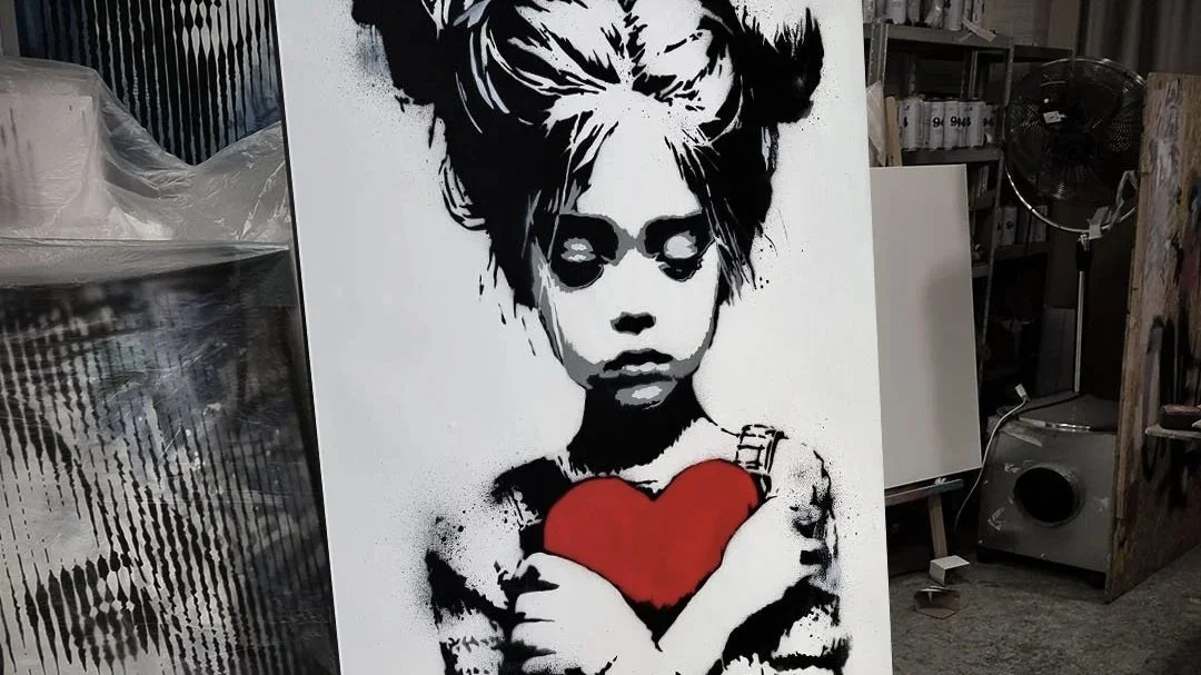 Custom Art vs Mass-Produced Art: The Real Difference