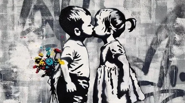 Why Minimal Interiors Need Bold Art