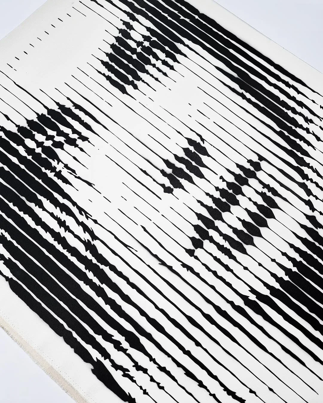 monochrome faces expressive lines asko art line portrait2.jpg