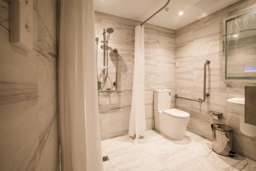 SALISBURY HOTEL 2.jpg