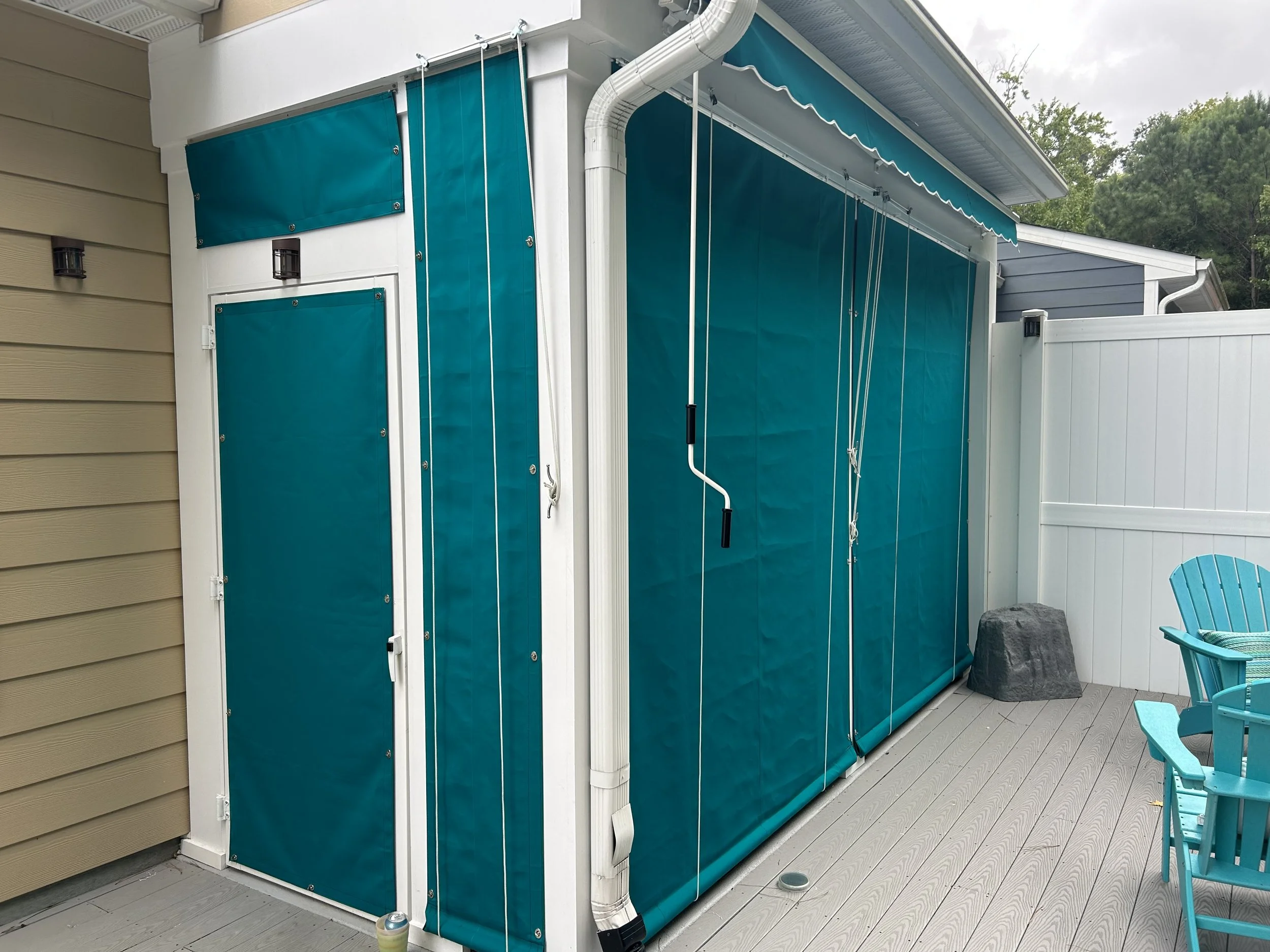 Solid Curtain 17.jpeg