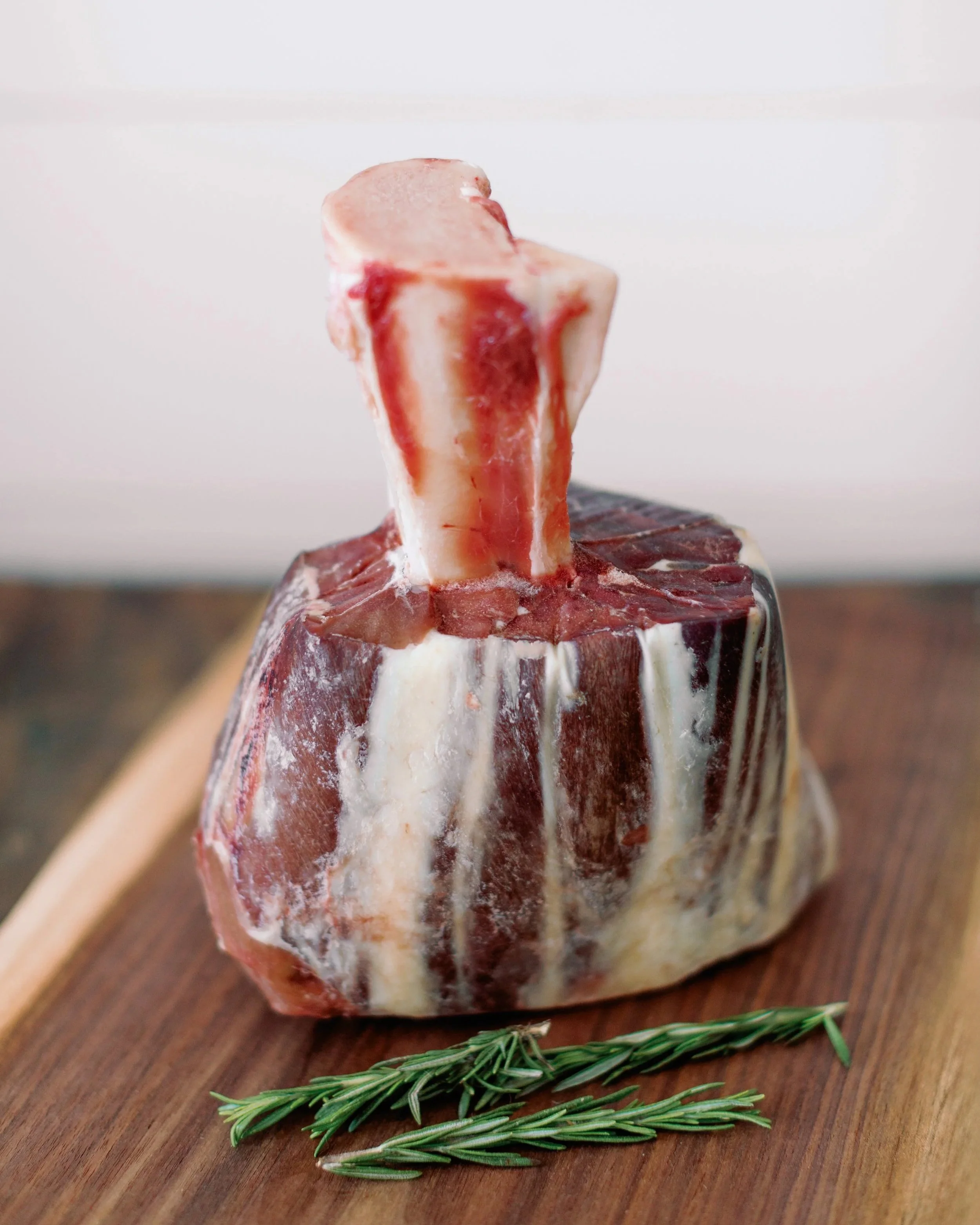 25+Thor%E2%80%99s+Hammer+%28Beef+Shank%29+.jpg