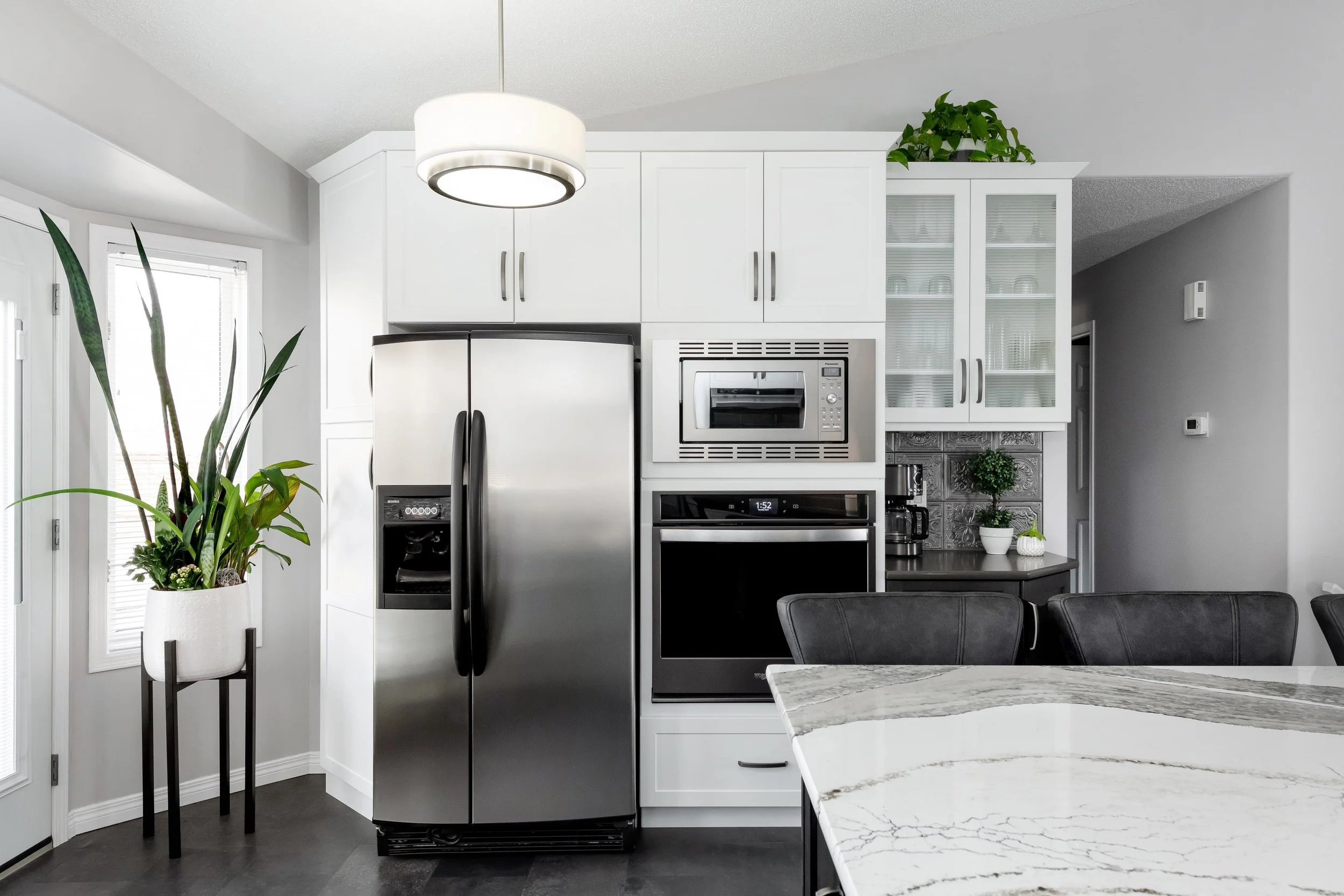 An image of the 2 Tone Kitchen