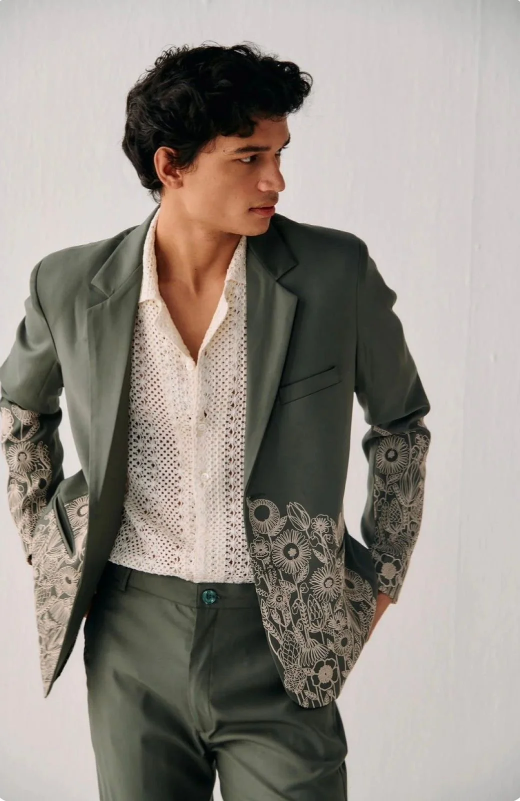 WhatsApp Image 2025-12-12 at 15.49.07 (8).jpeg