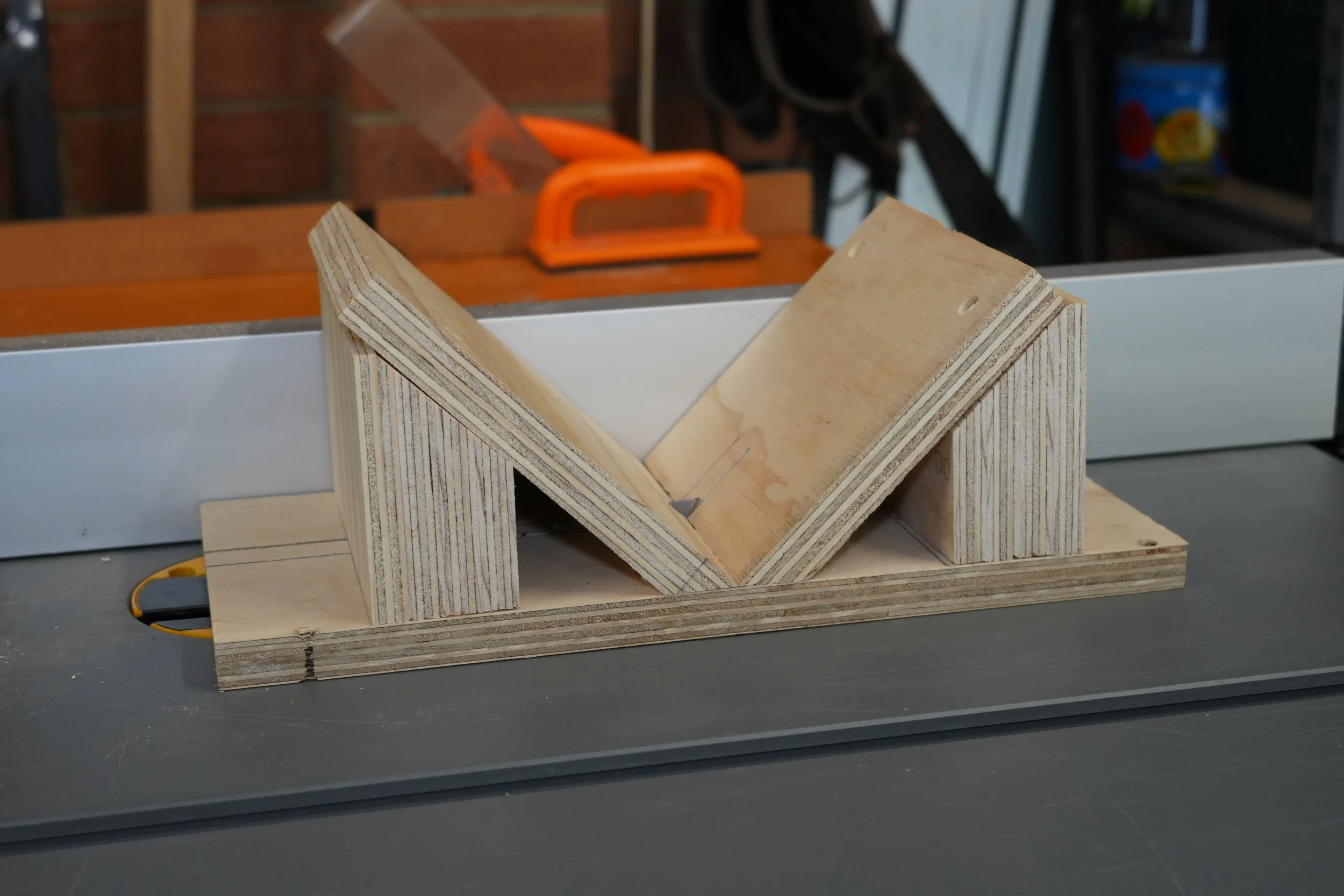 How to Build a Spline Jig in an Afternoon (Free Plans Included)