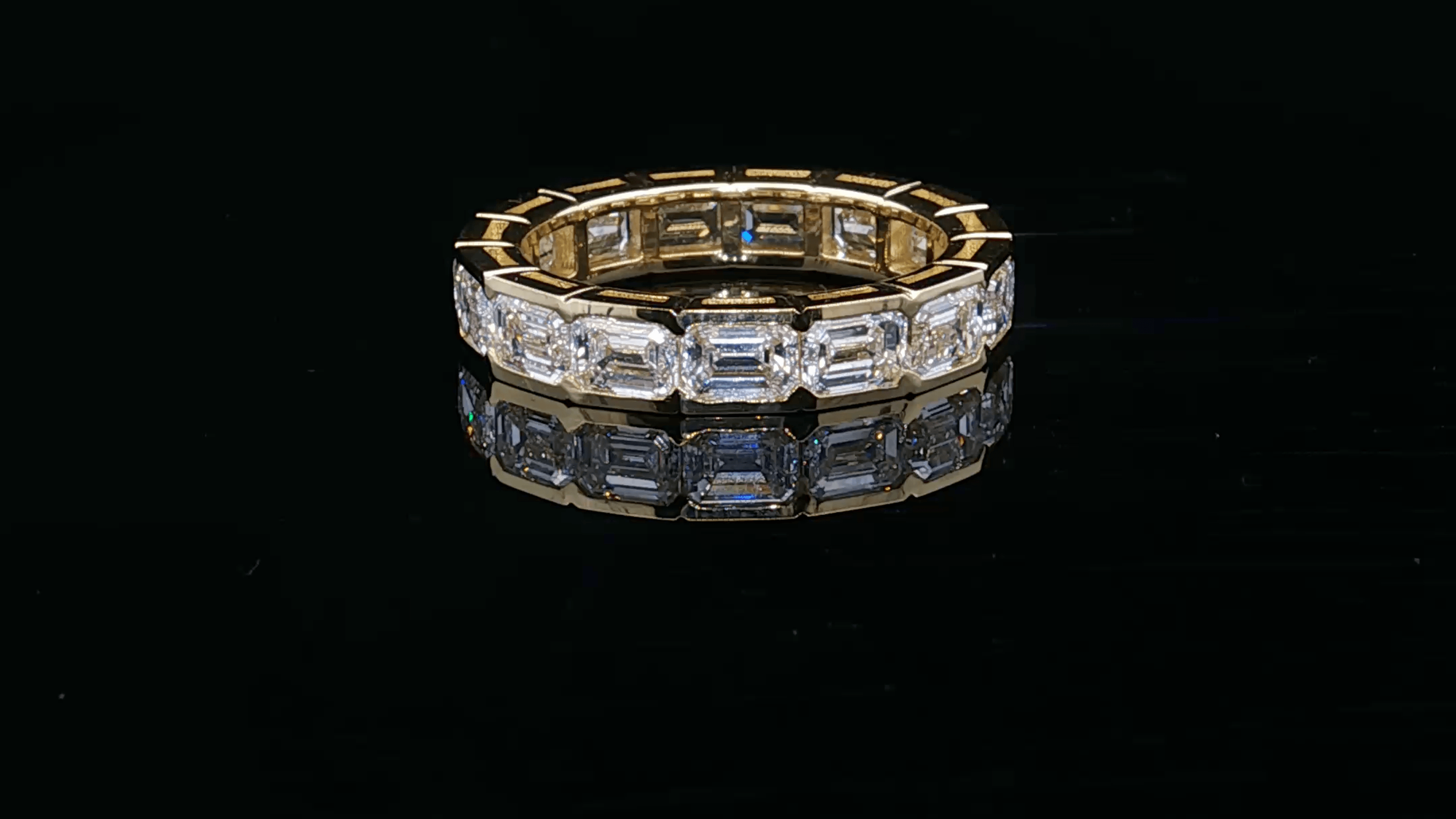LR6827 Emerald Cut Diamond 4.70ct