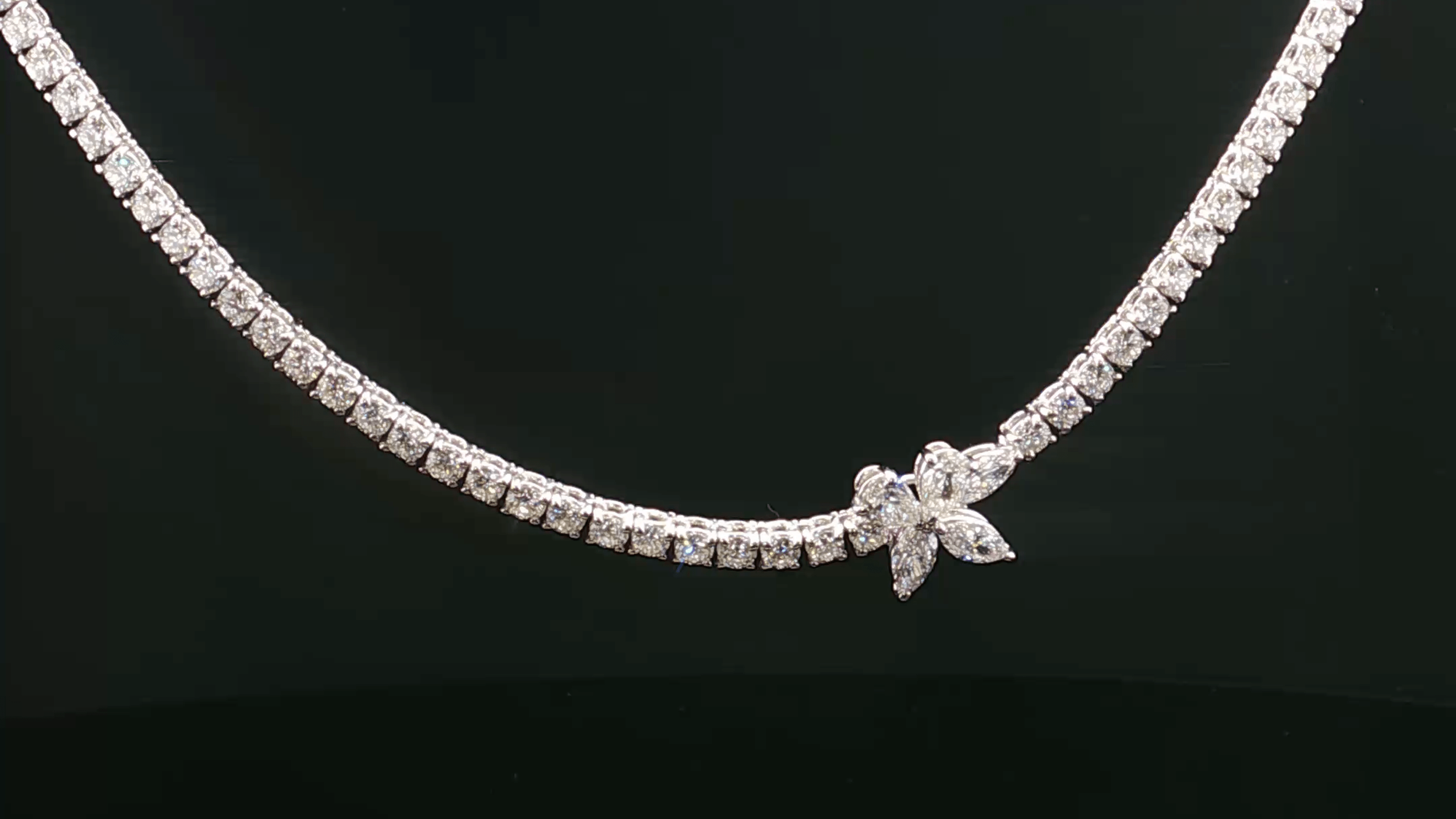 LENK Rivera Neck Flower Design 11.06ct