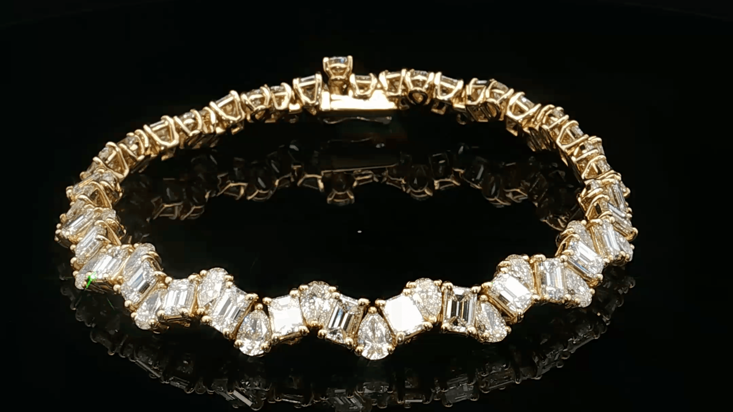 LEABR Em/ct & P/Sh 14.09ct