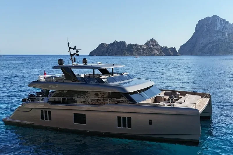 What Every Sunreef 80 Power Catamaran Buyer Must Know