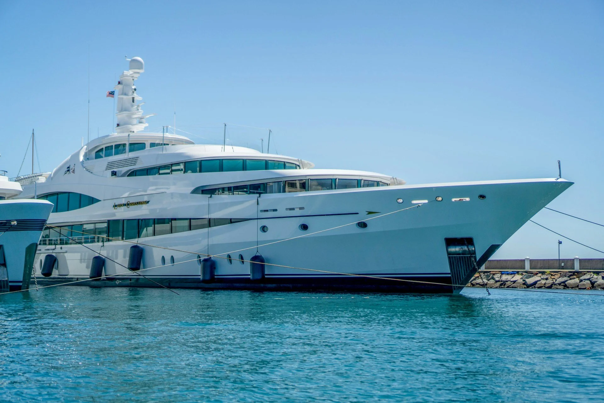 Why Asking a Yacht’s True Price Changes How You Buy