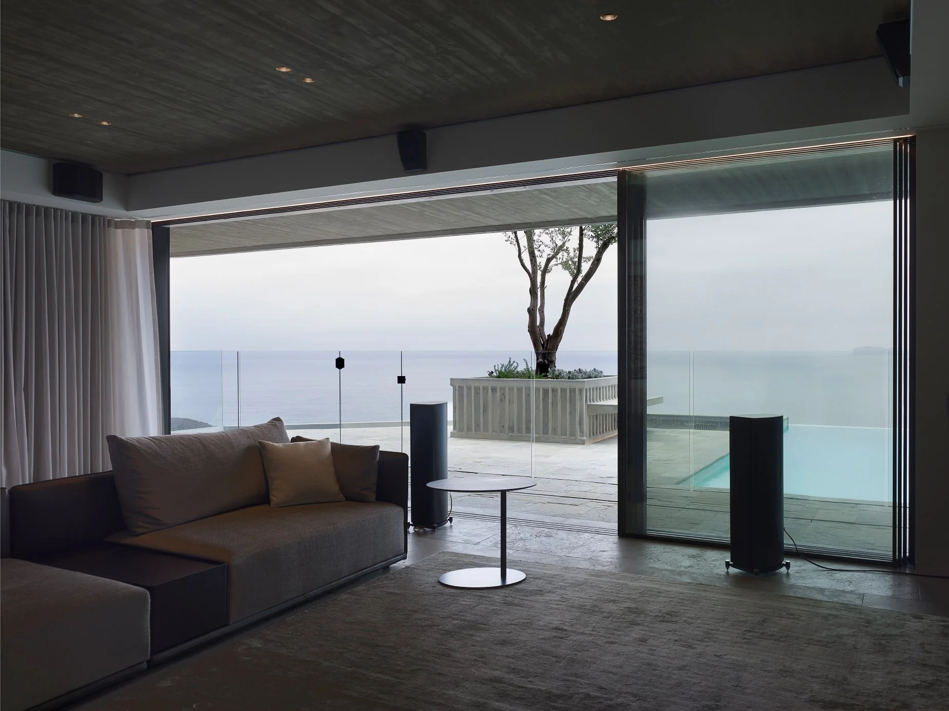 Off form concrete ceiling, board form, ribbed, vitrocsa doors, bushfire BAL FZ