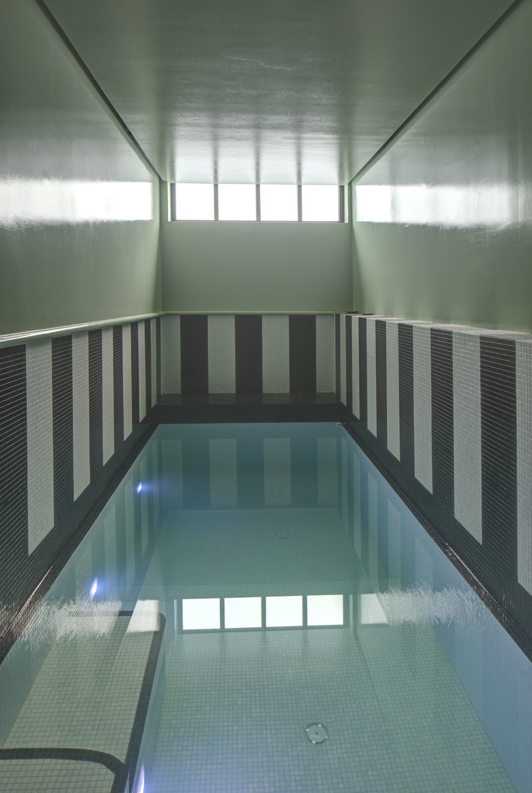 indoor pool Potts point Arte constructions black and white tiles