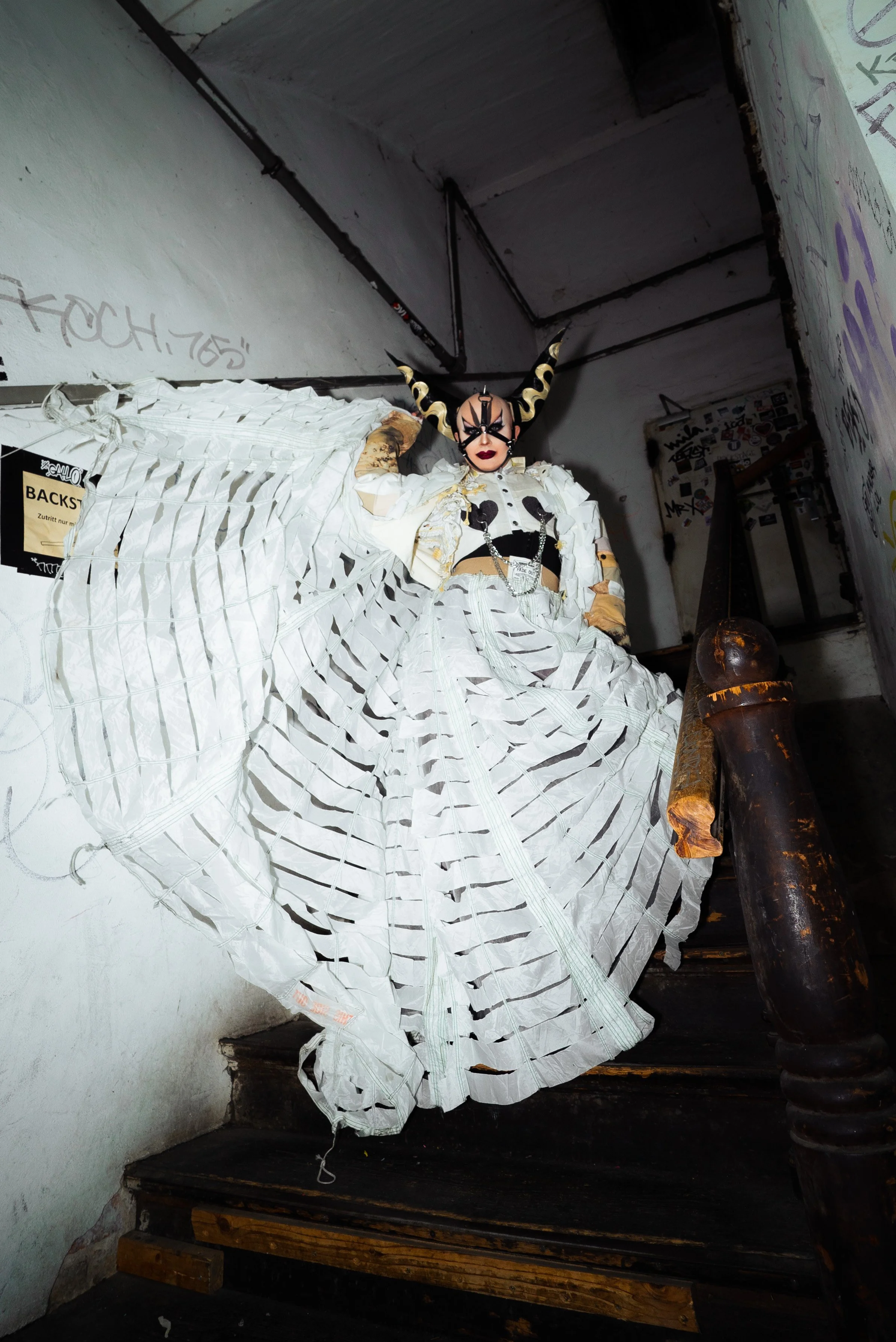 FADE OUT LABEL 5b .jpg