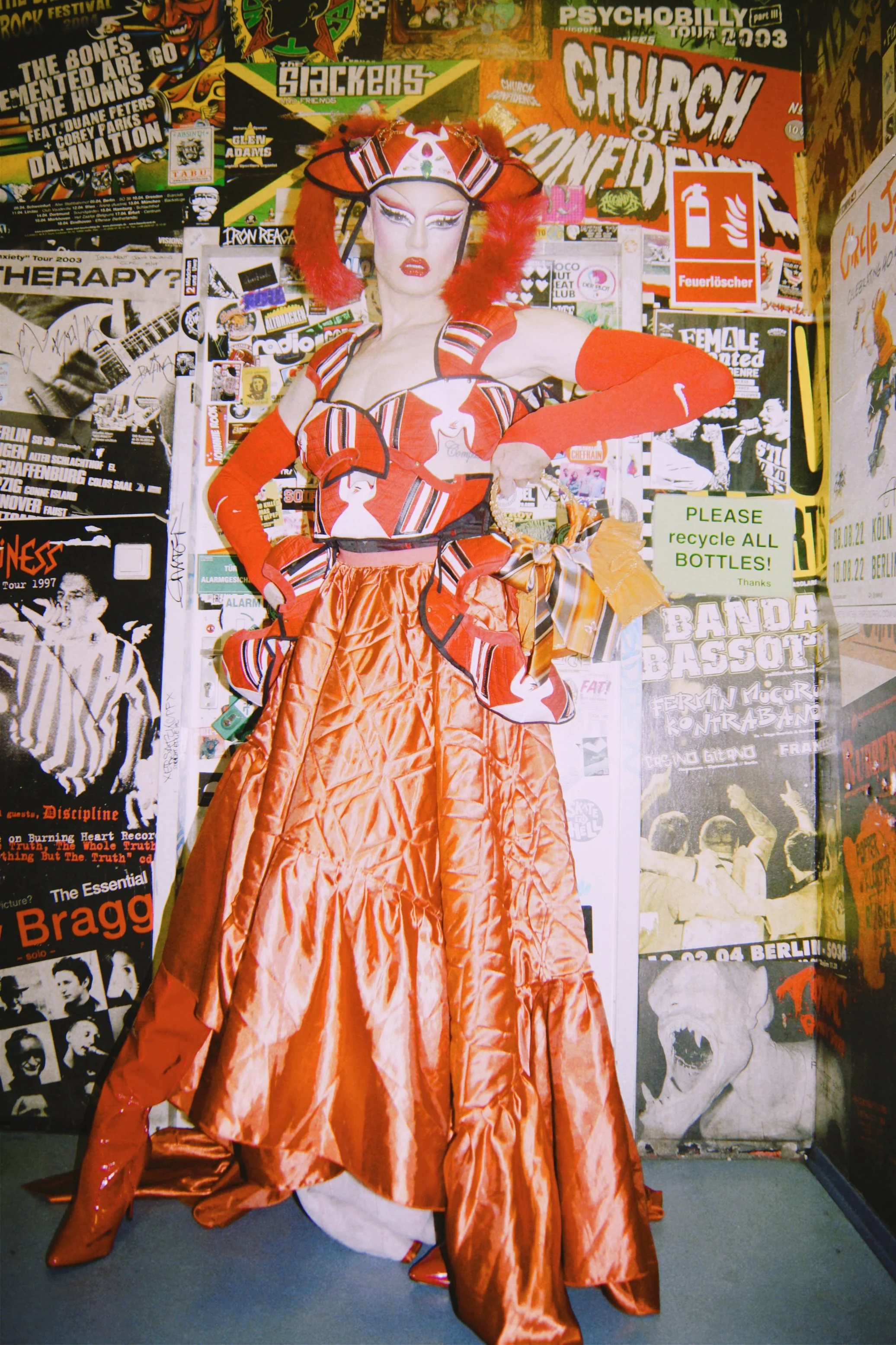 tHERAPY x ANNA MOODY-1.jpg