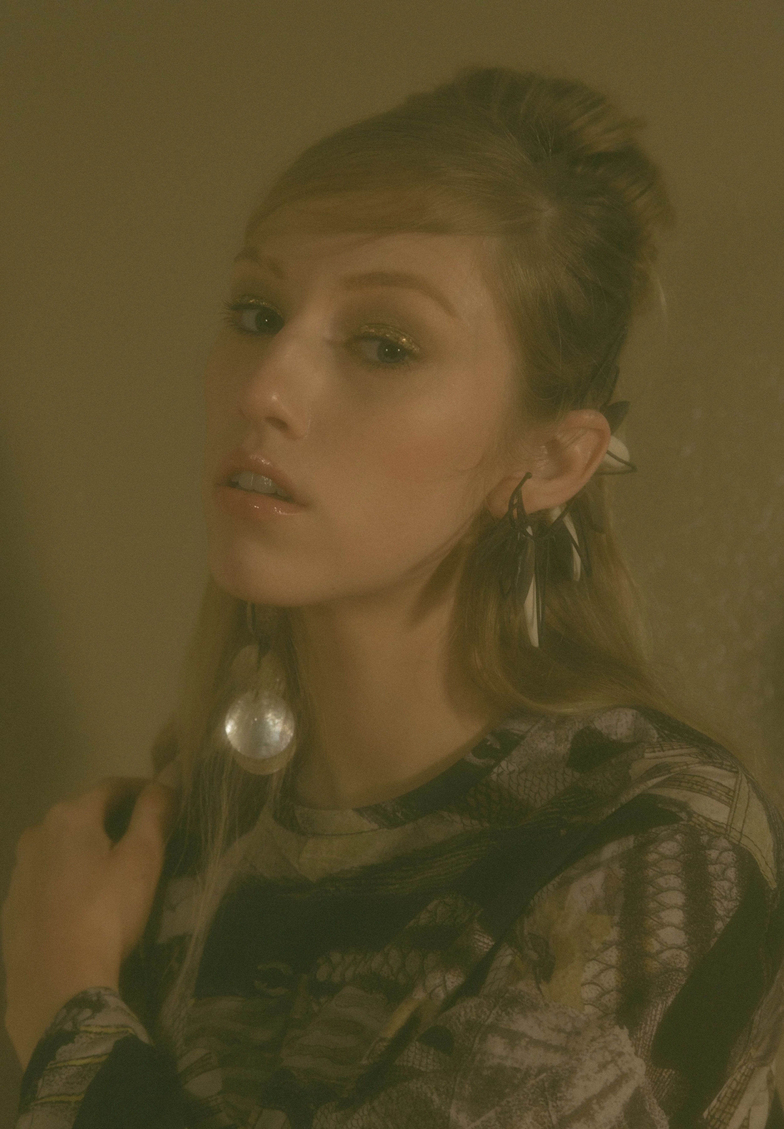  Wardrobe Credits: Pattern long sleeves top/ JNBY Skirt/ Urban Outfitters Boots/ Zara Socks/ Stylist own Ear piece/ Qin Xu Earrings/ H&amp;M 