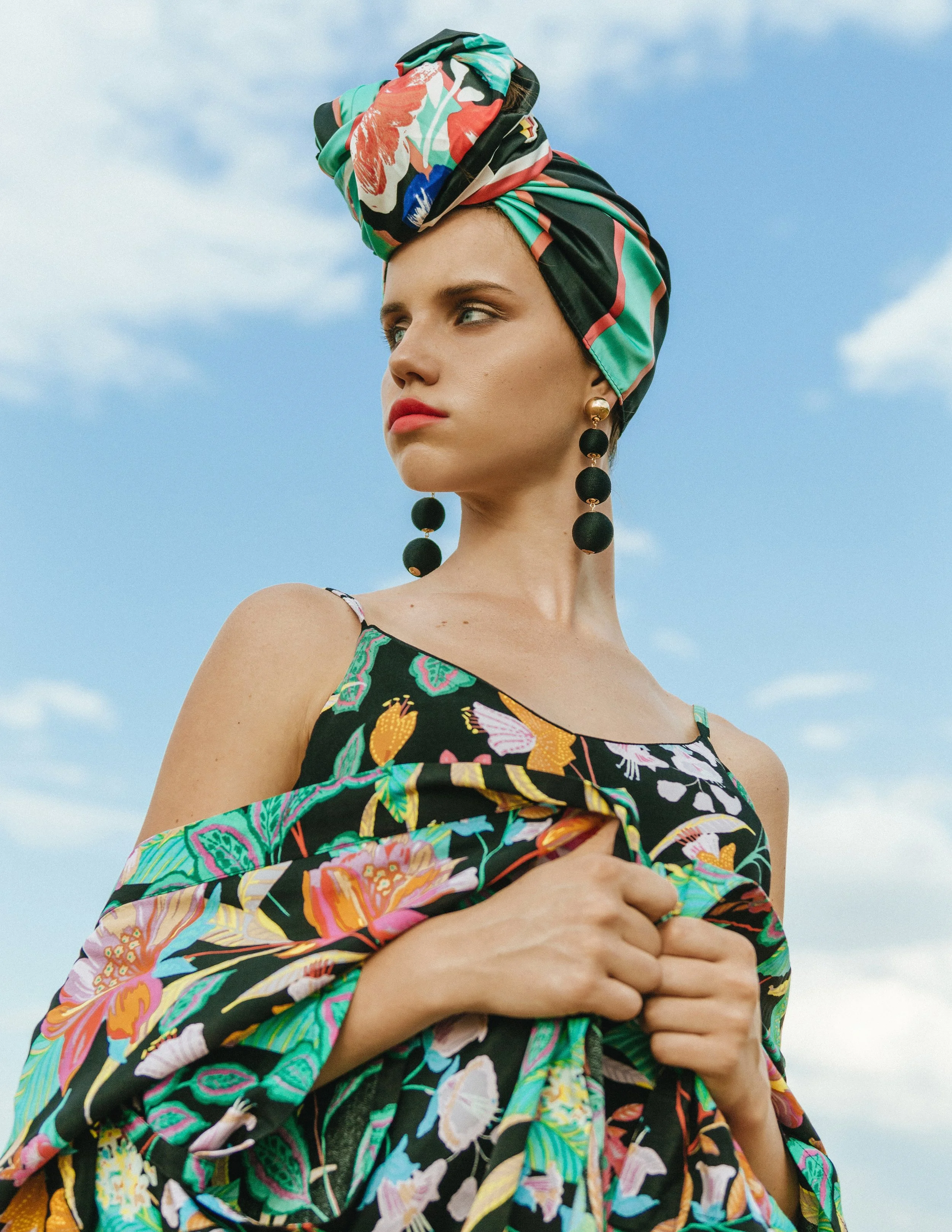  Earrings - Zara Suit -Promod Headscarf - Zara 