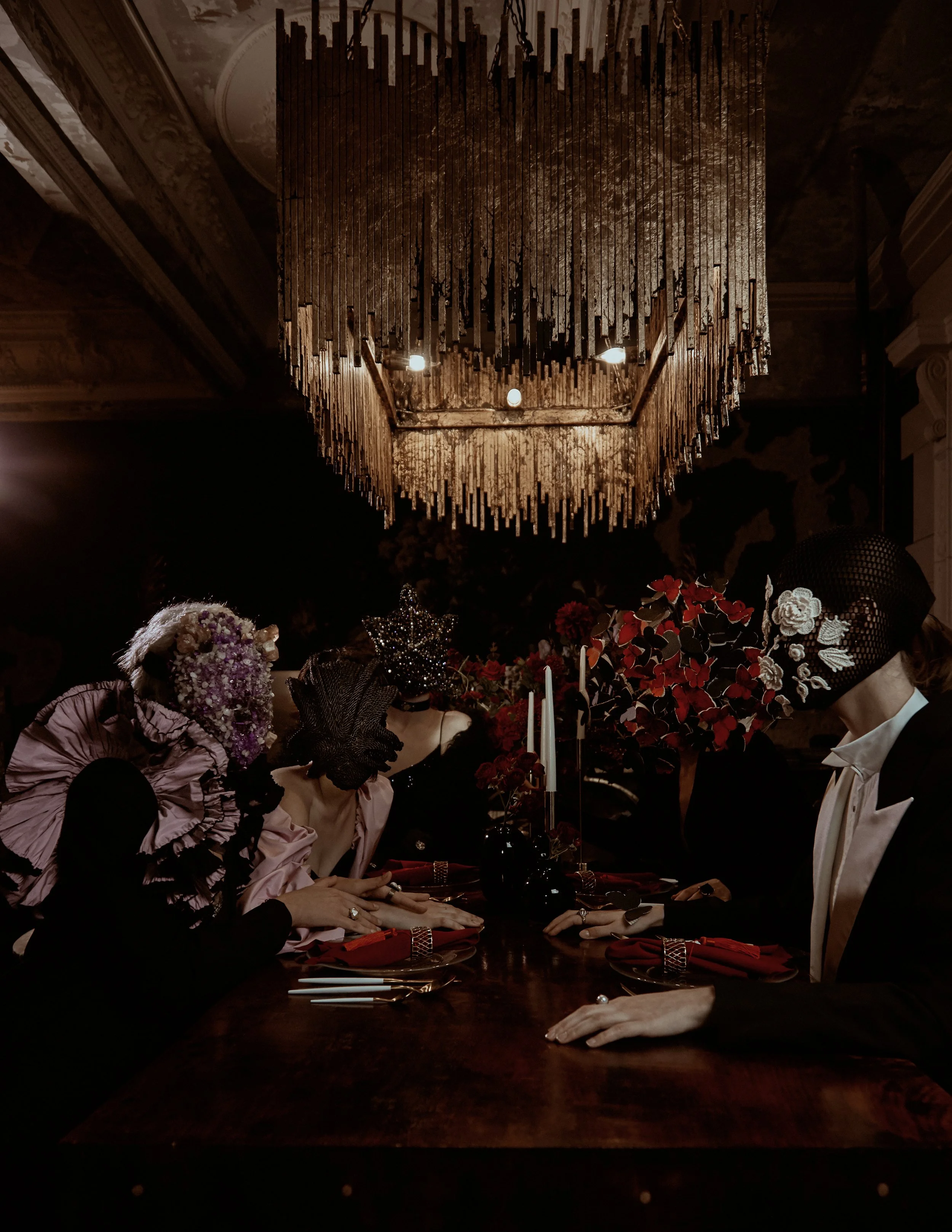  Wardrobe:  Maria – Suit: ZARA, Accessories: MIX BIJOUX, Shoes: BERSHKA  Daria – Top/Trousers: COTON, Shoes: STRADIVARIUS  Natasha – Dress: MAD VINTAGE, Fur: TOP SHOP, Shoes: VINTAGE  Olya – Suit: ZARA, Accessories: MIX BIJOUX, Shoes: MARMALATO  Lena