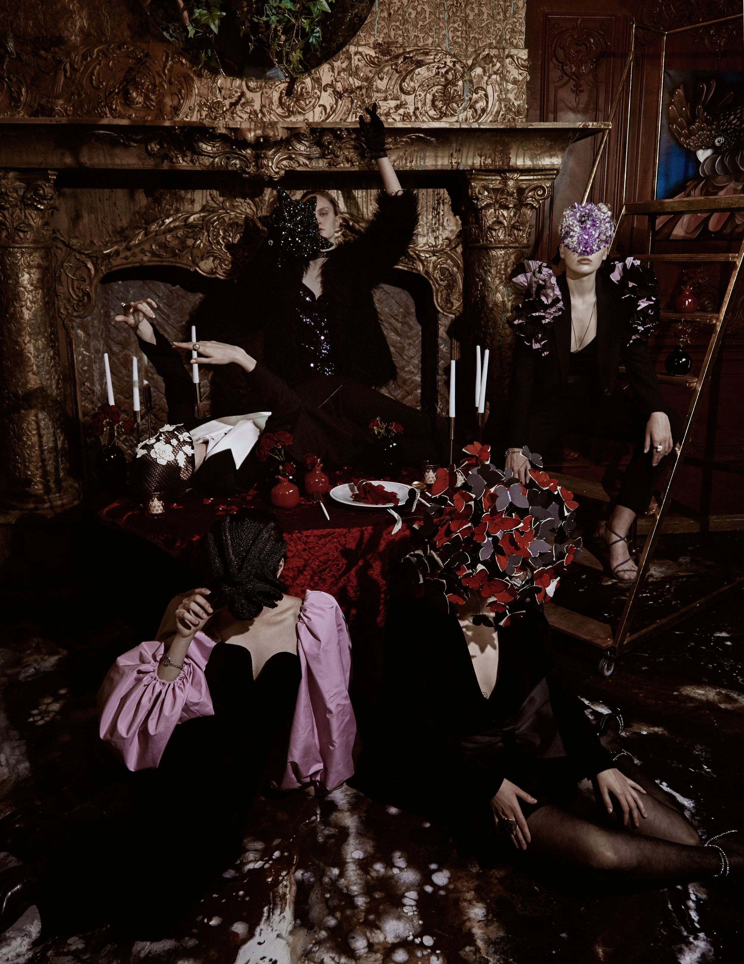  Wardrobe:  Maria – Suit: ZARA, Accessories: MIX BIJOUX, Shoes: BERSHKA  Daria – Top/Trousers: COTON, Shoes: STRADIVARIUS  Natasha – Dress: MAD VINTAGE, Fur: TOP SHOP, Shoes: VINTAGE  Olya – Suit: ZARA, Accessories: MIX BIJOUX, Shoes: MARMALATO  Lena