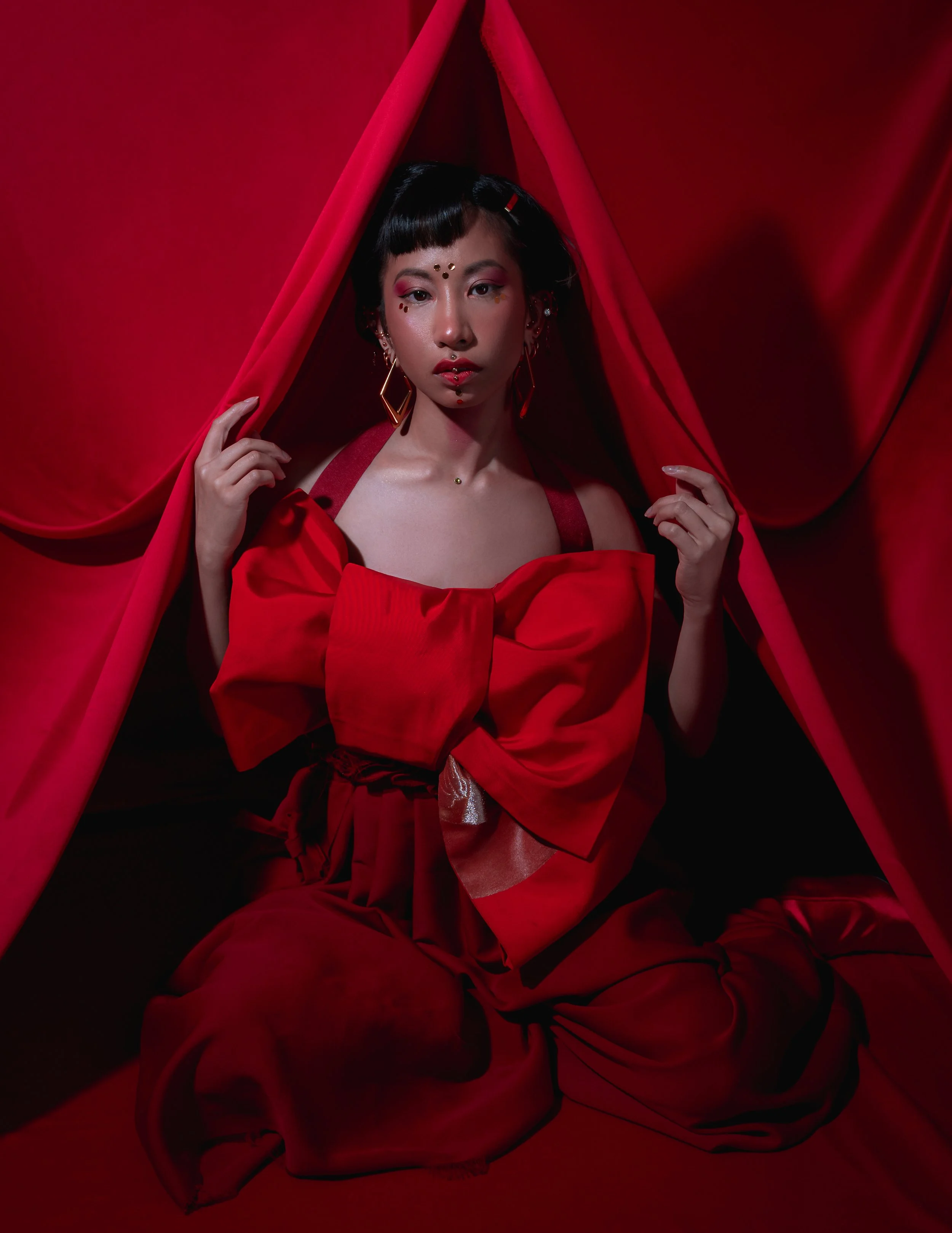 Binzy: The Red Woman