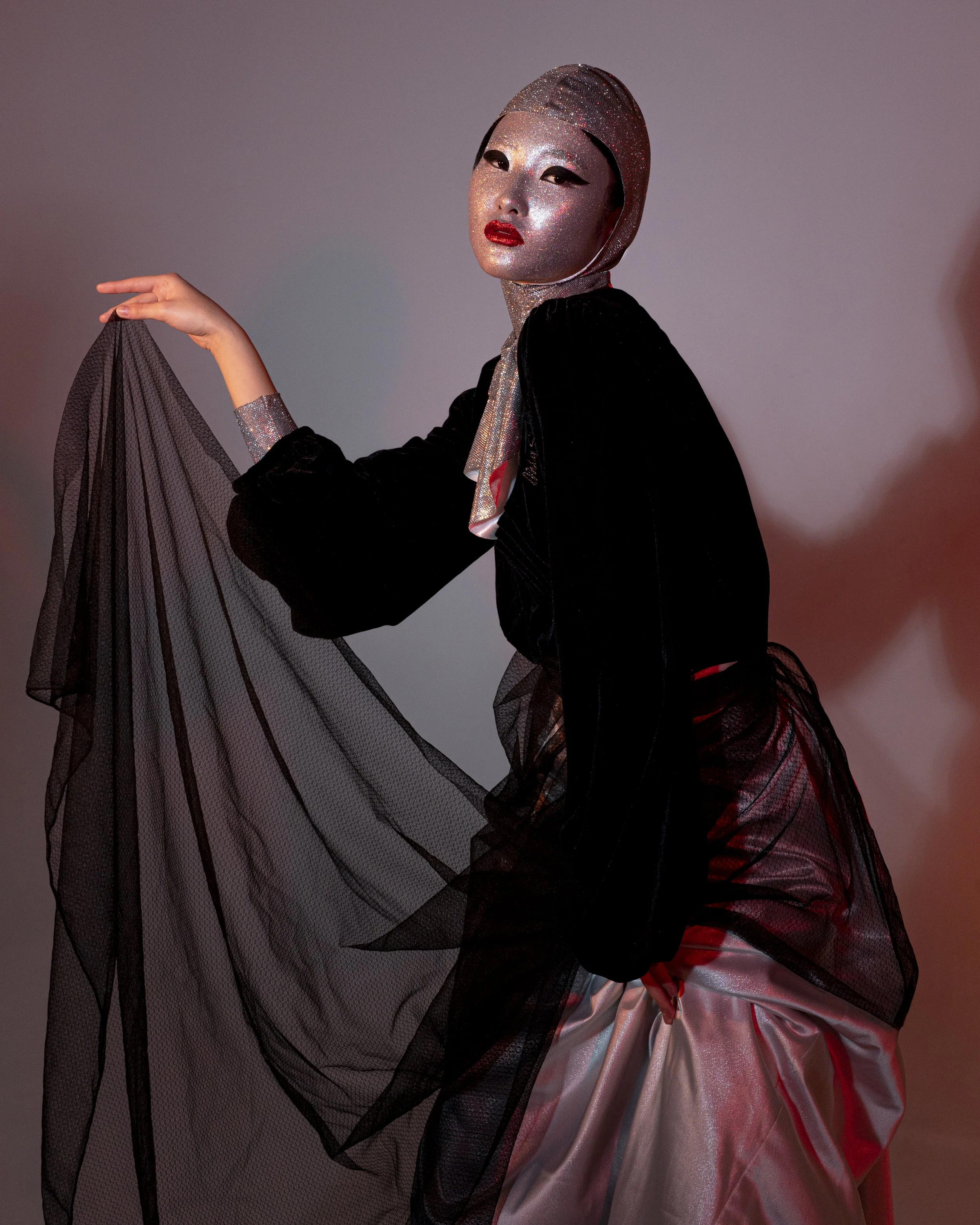 Marina Fedorova: Go into the dark 