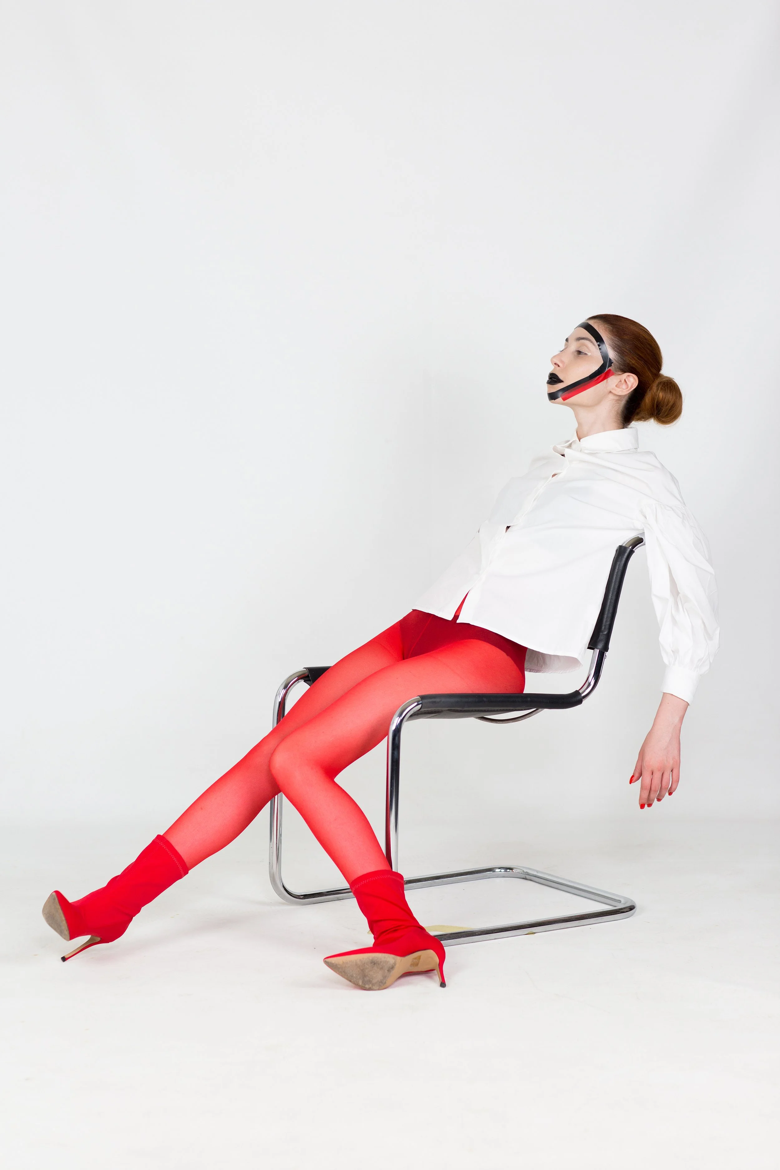  Photographer: Valeria Secchi  Model: Martina Fiori  Stylist / Hair &amp; Makeup: Francesca Cattari 