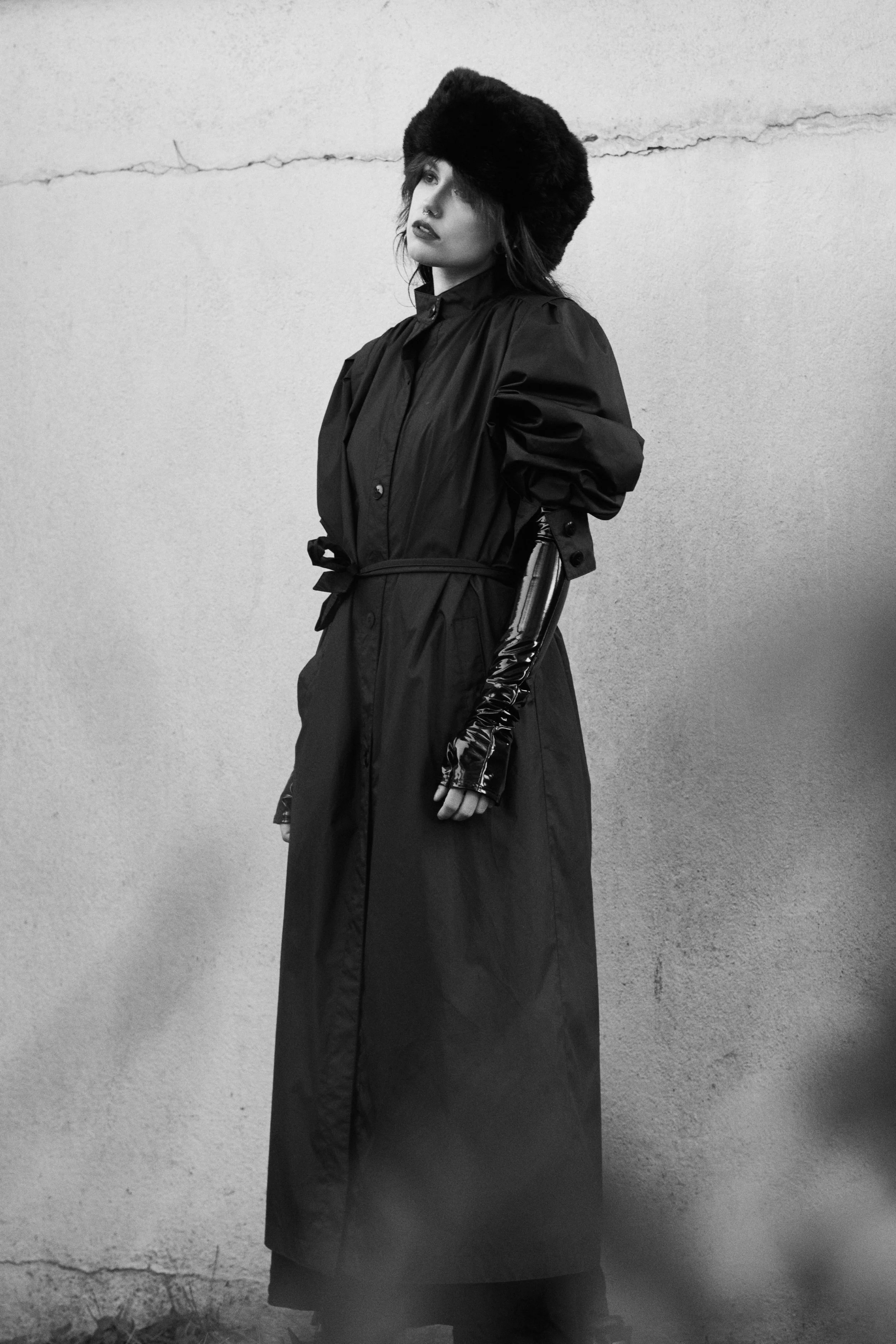  Coat JGALLERY Gloves MAISON CATANZARO Chapka vintage 