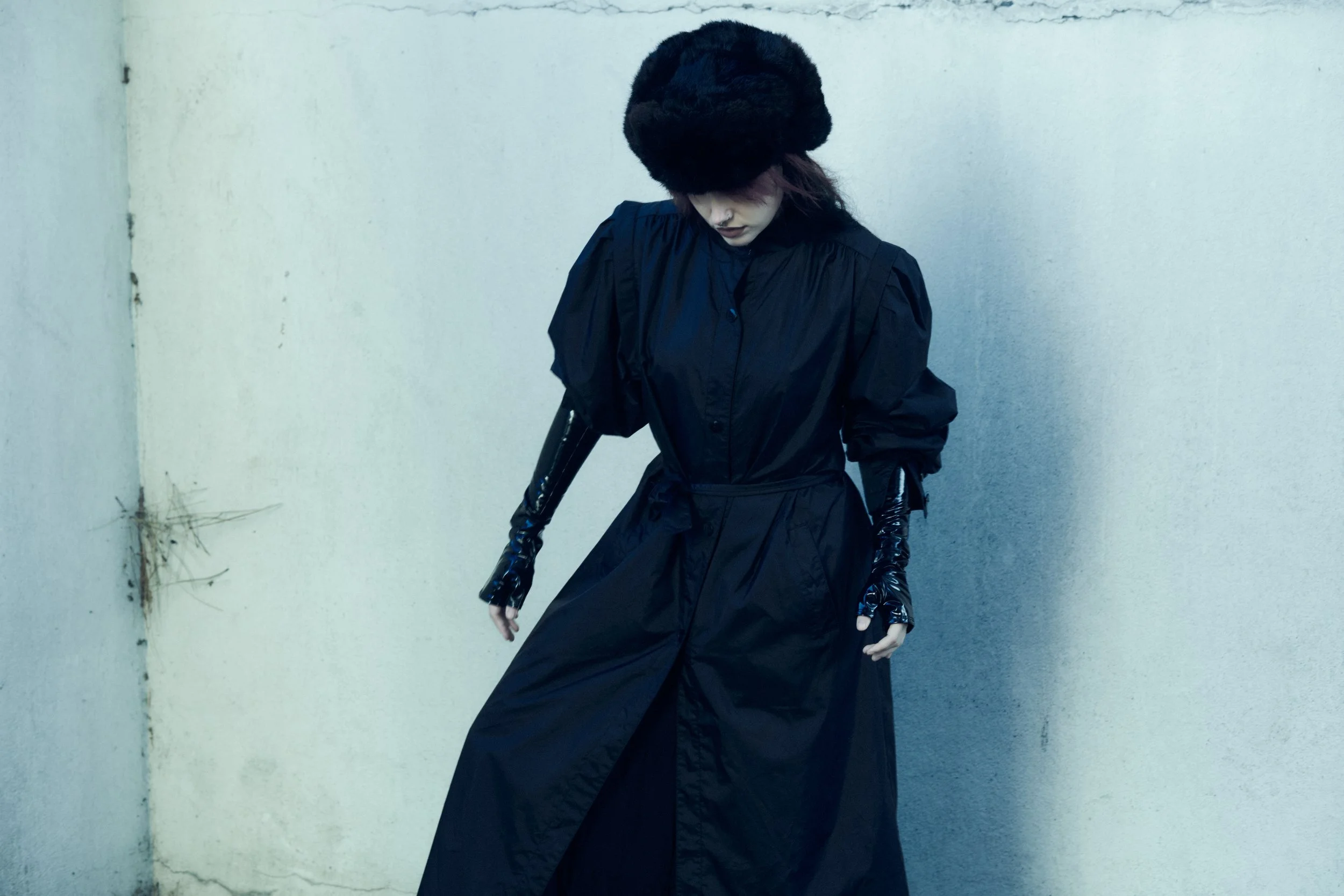  Coat JGALLERY Gloves MAISON CATANZARO Chapka vintage 