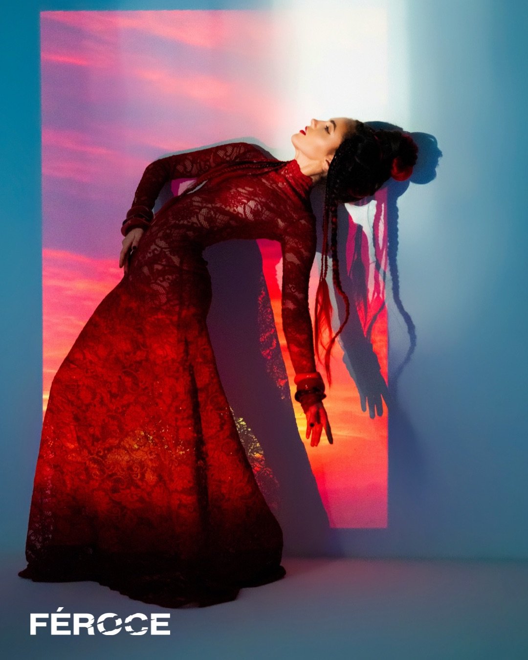 between for and figure : Julia mühlberger