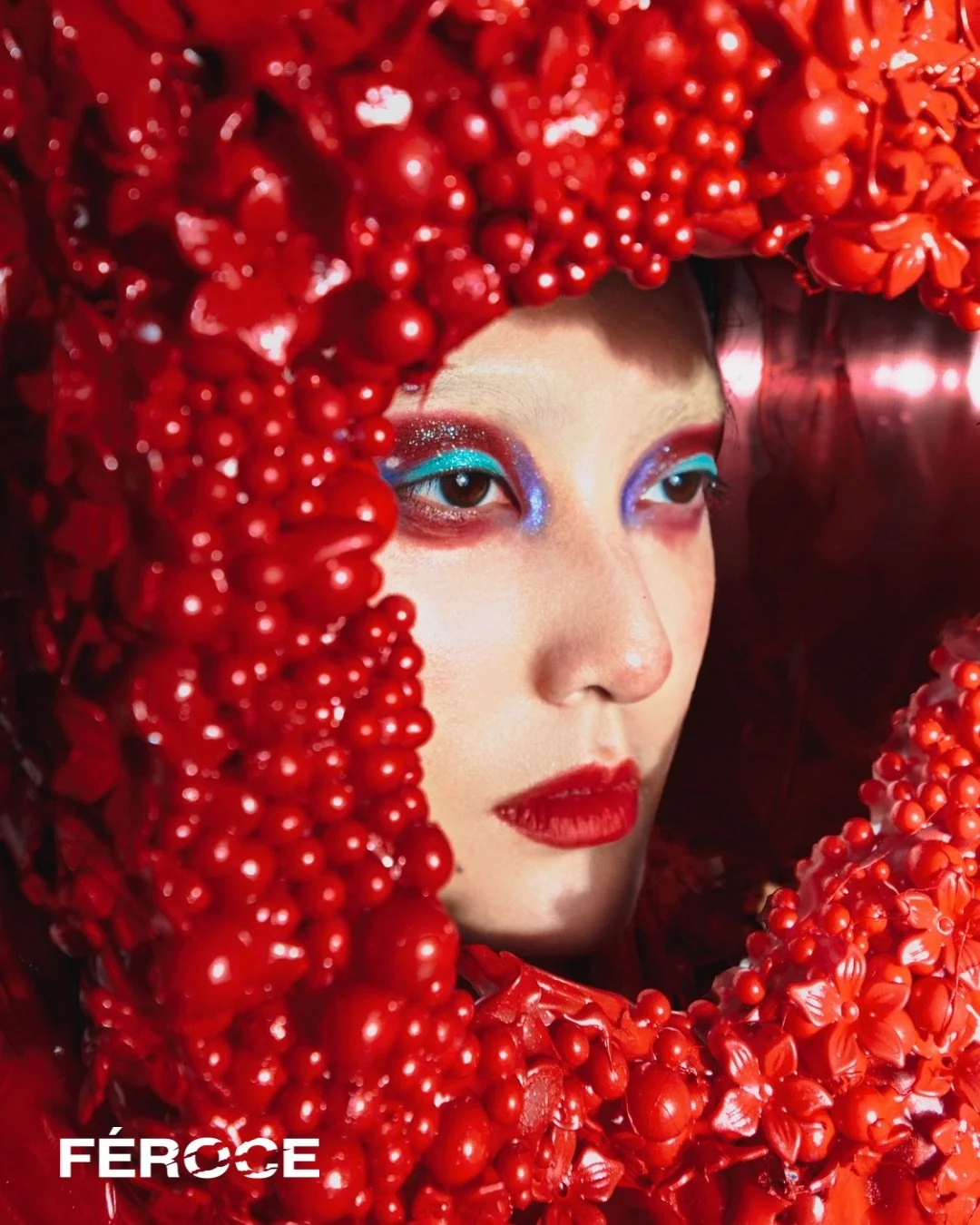  Photographer：Sanshi Model：Aixi Makeup：Lizi 