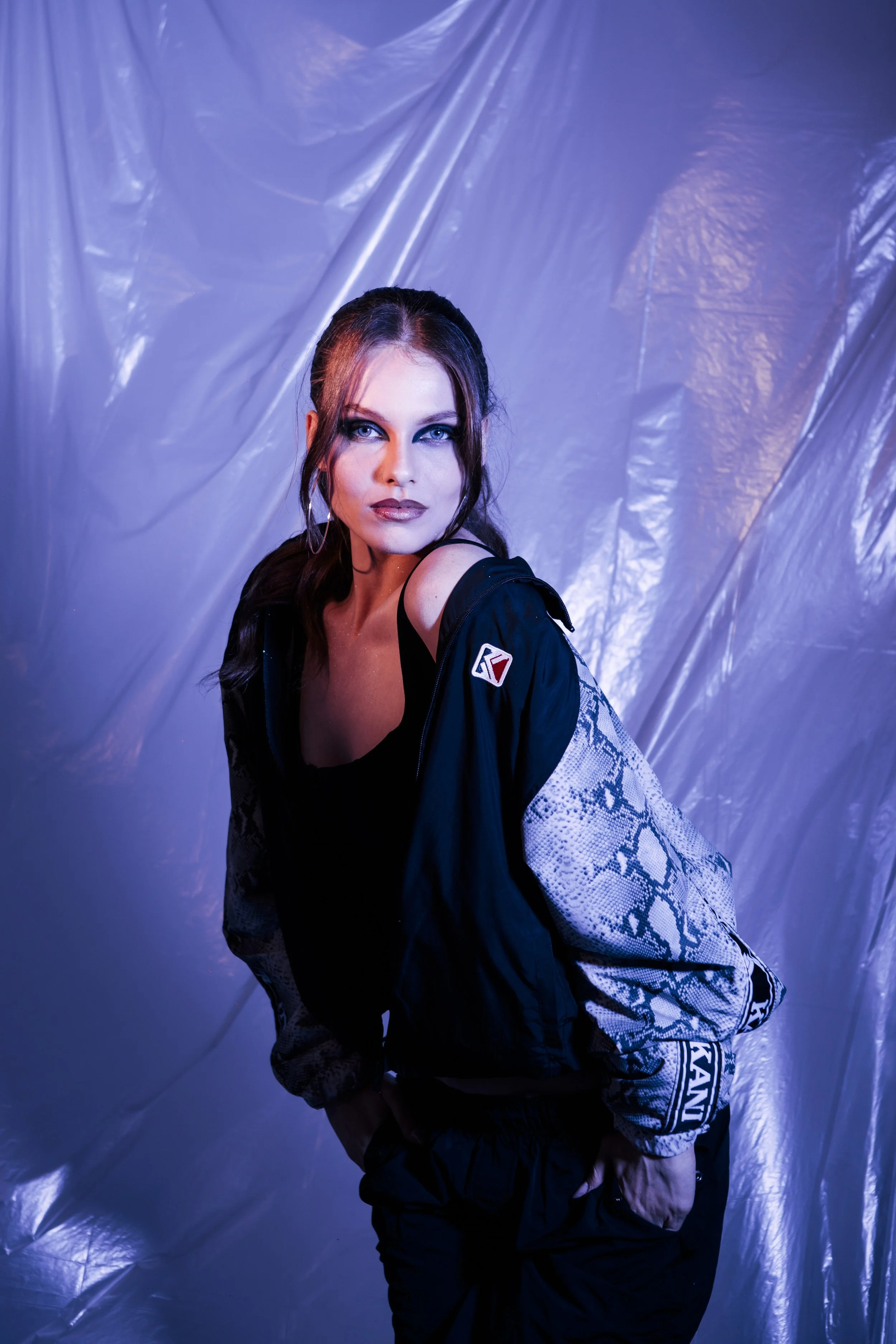  Wardrobe: top berskha  jacket Karl kani 