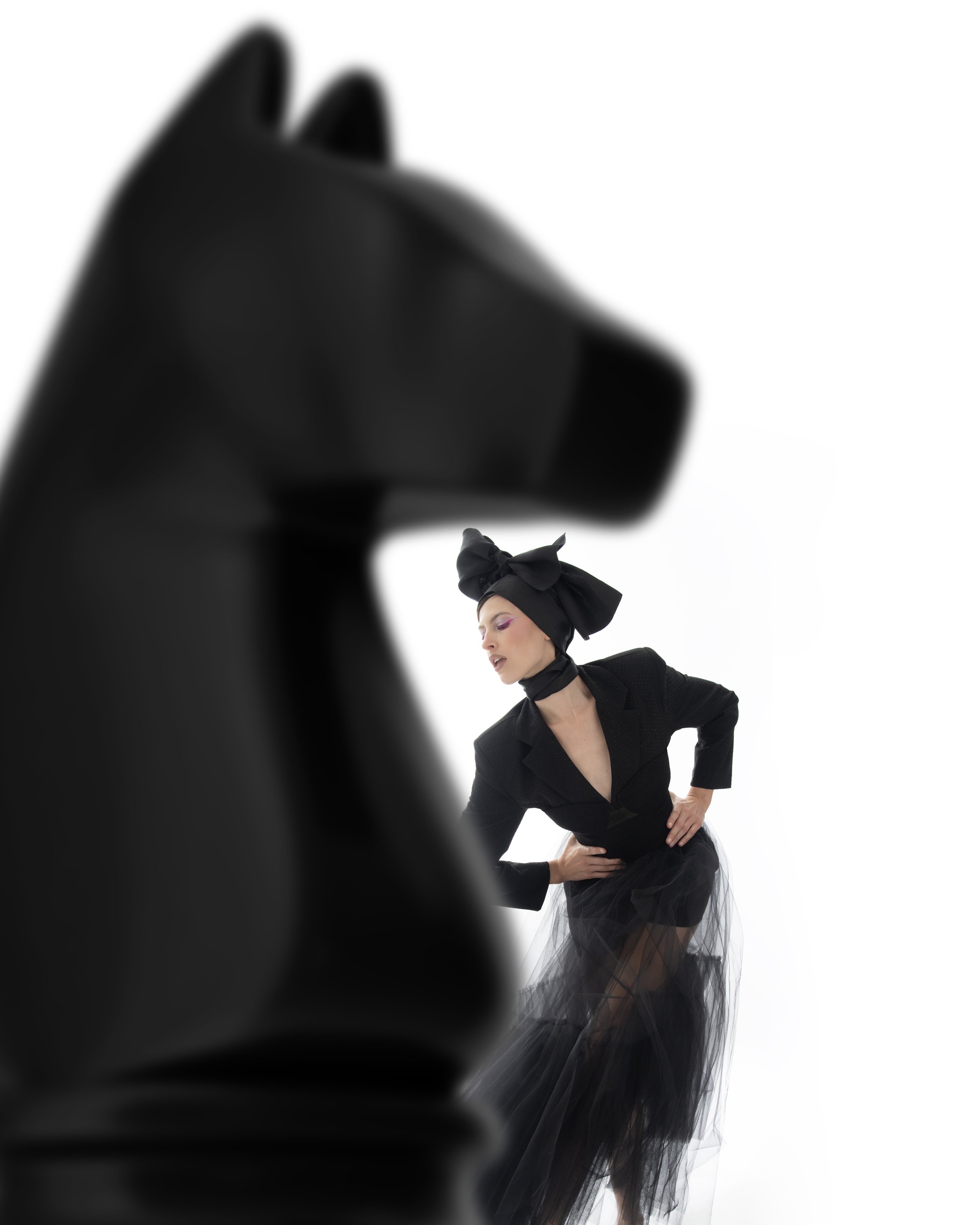   Jacket: Feleppa     Dress: Freleppa  