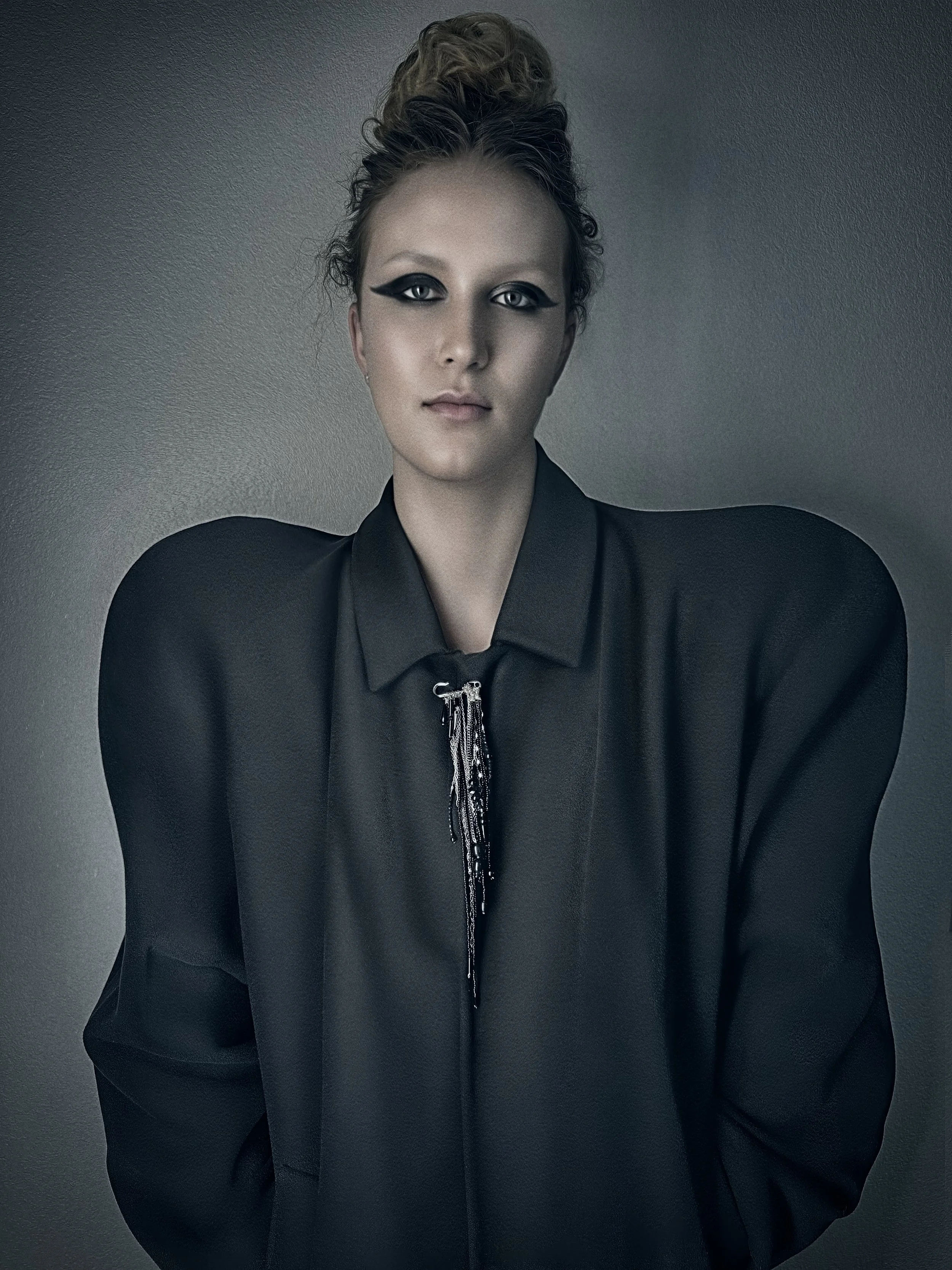   Coat Armani     Pin: Black Tulip Antiques Fashion Archive  