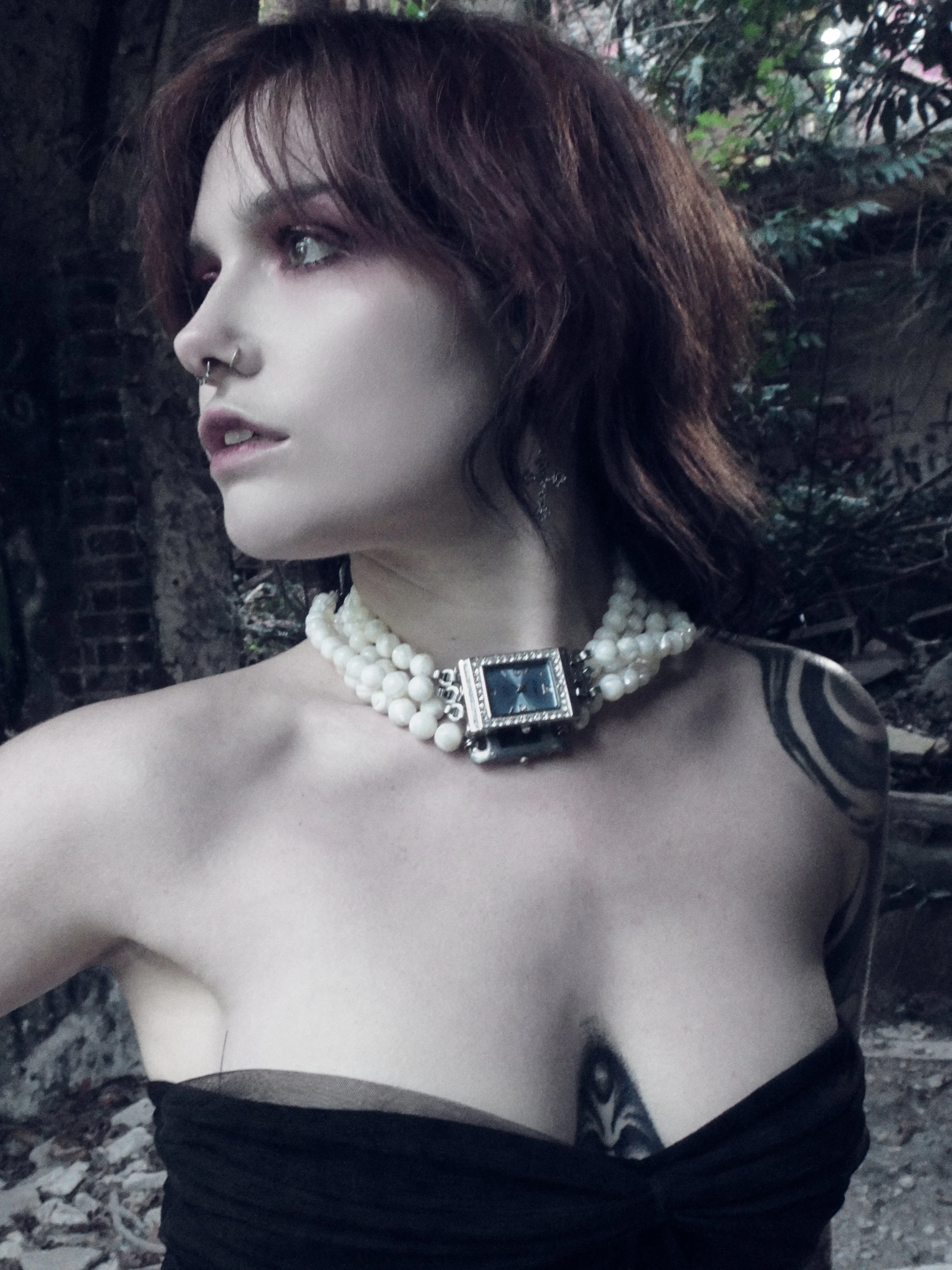 LOST IN DECAY : NOX LUX