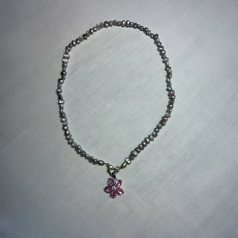 Little Pearl Necklace - Rose Bloom